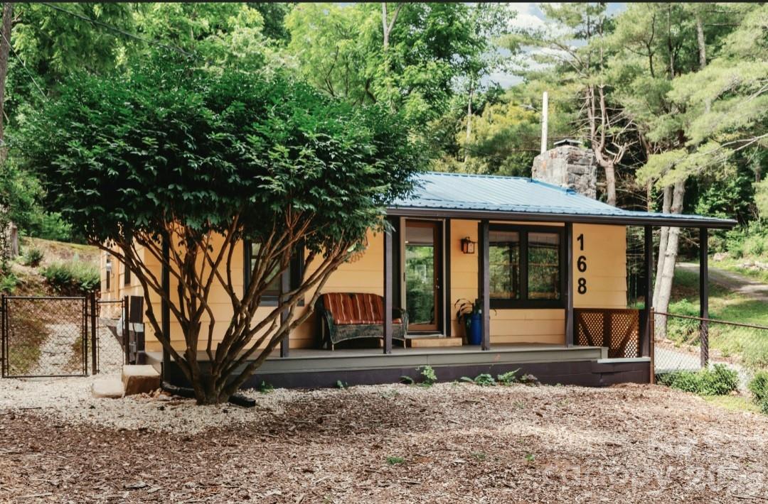 168 Avondale Road — Asheville