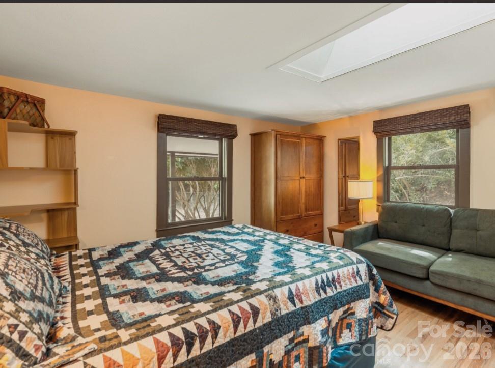 168 Avondale Road — Asheville
