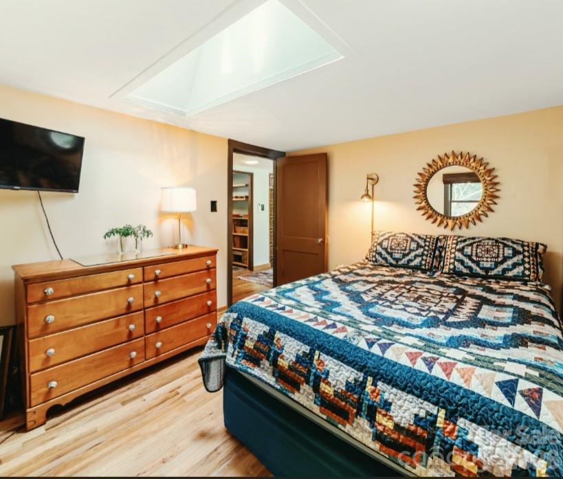 168 Avondale Road — Asheville
