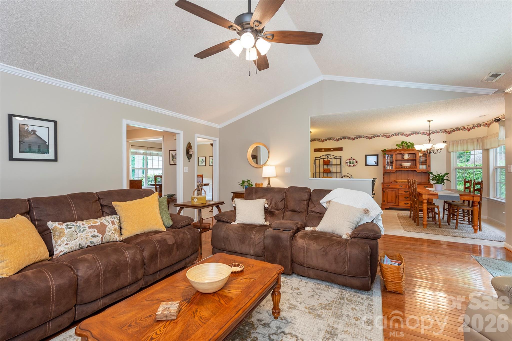 8 Shadowbrook Drive — Weaverville