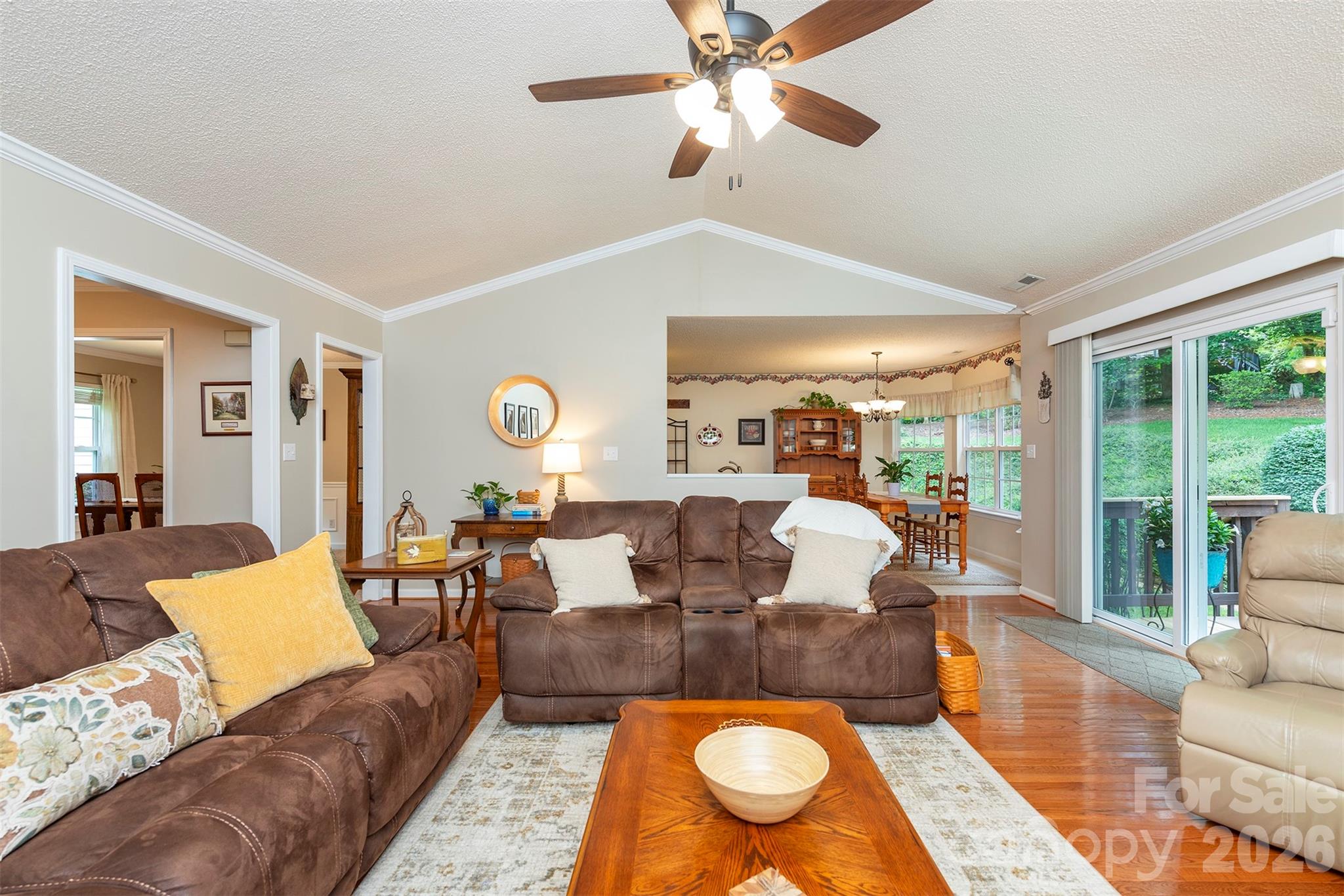 8 Shadowbrook Drive — Weaverville