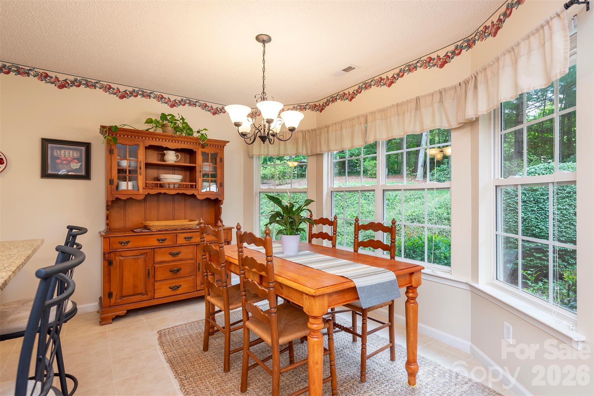 8 Shadowbrook Drive — Weaverville