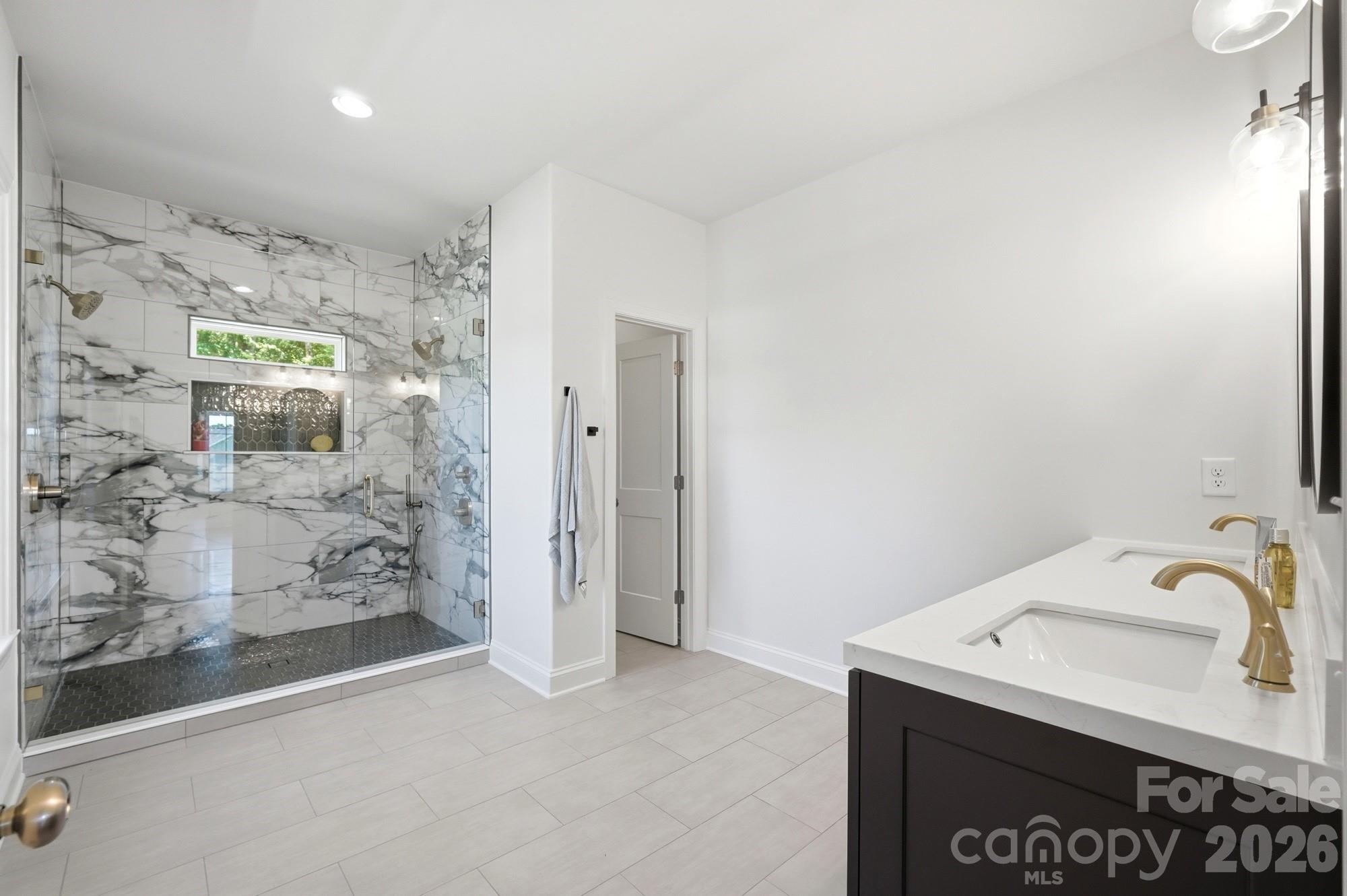 7217 Tesh Road — Monroe