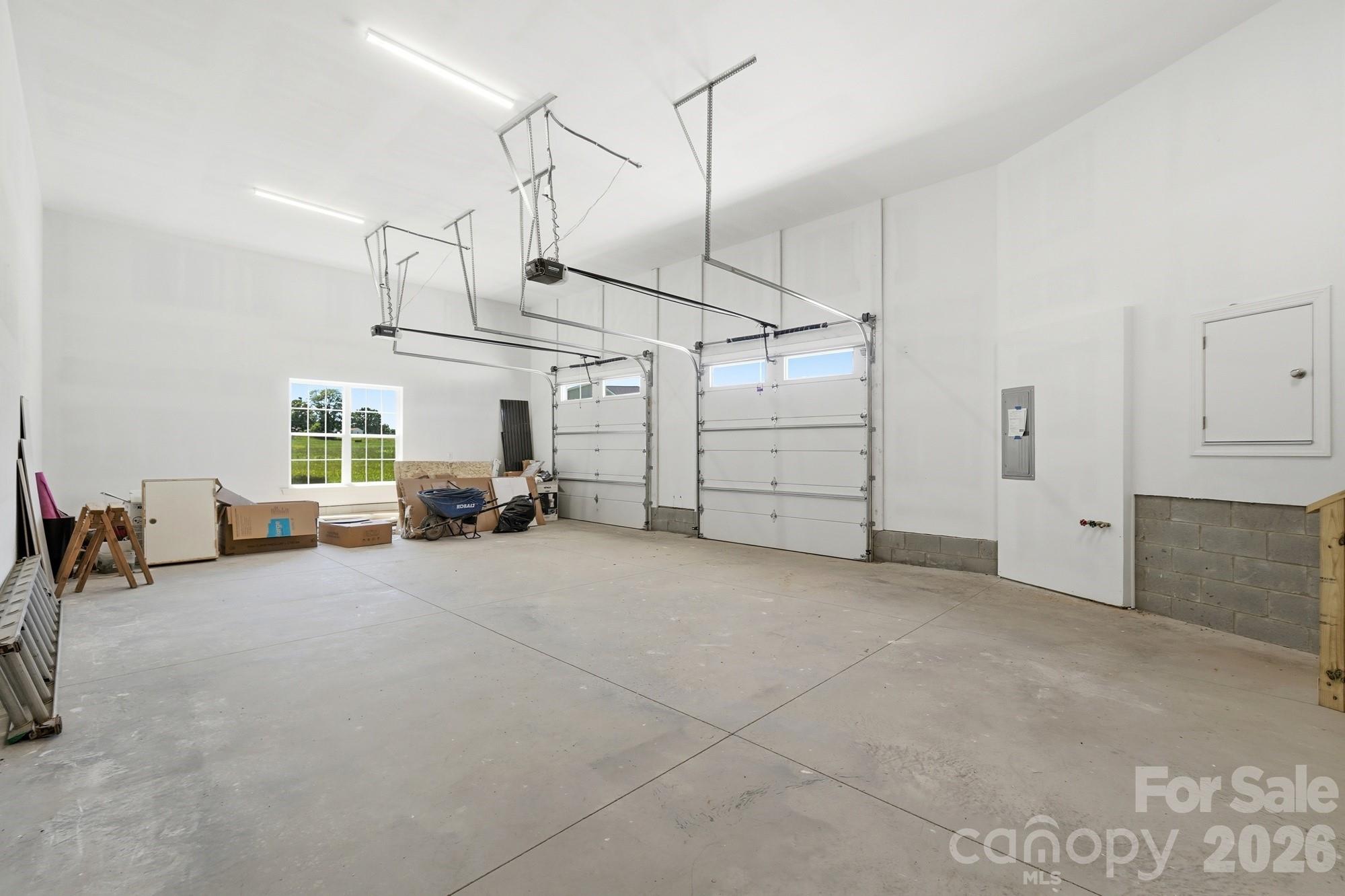 7217 Tesh Road — Monroe