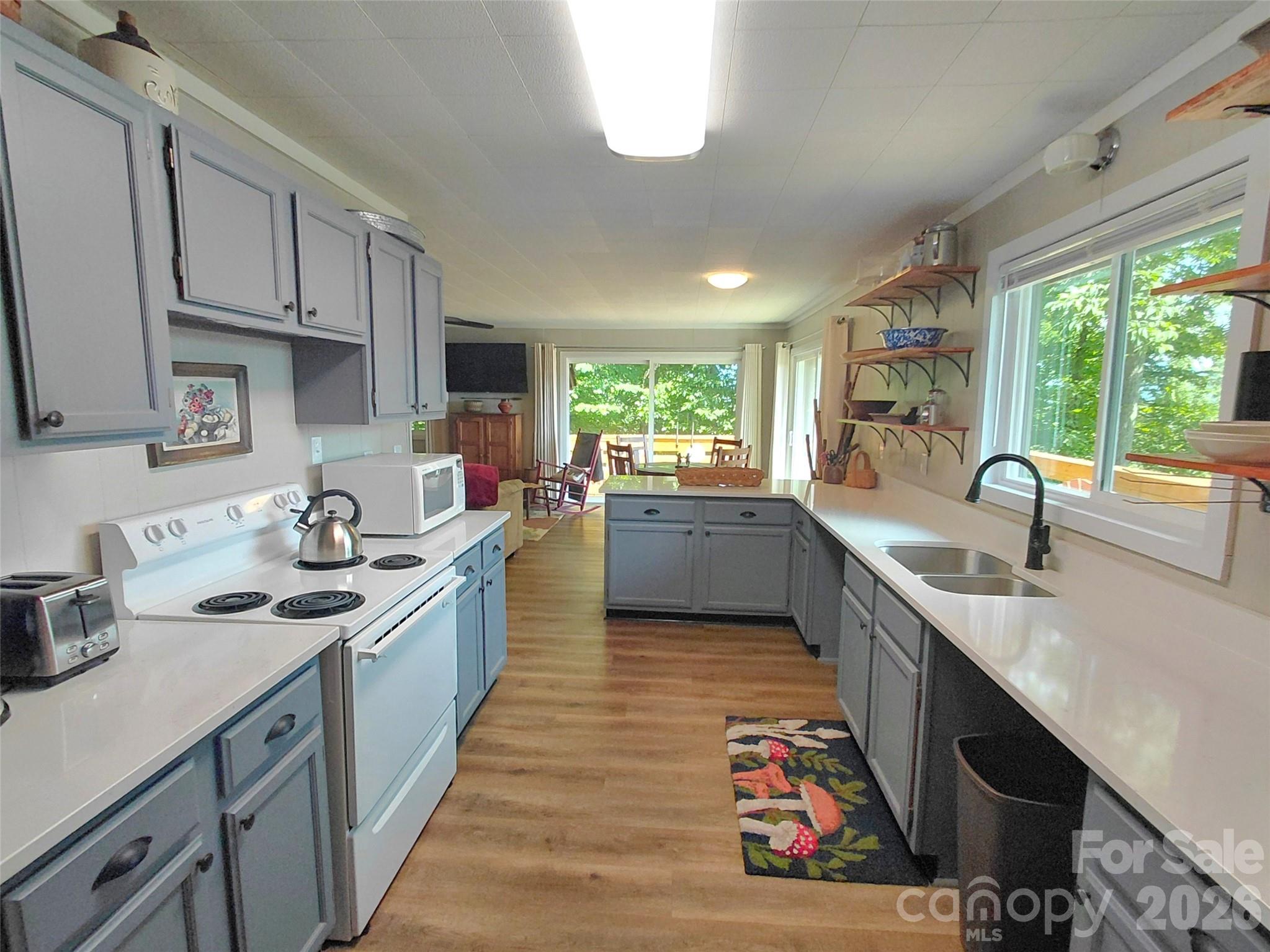 314 Blackberry Lane — Clyde
