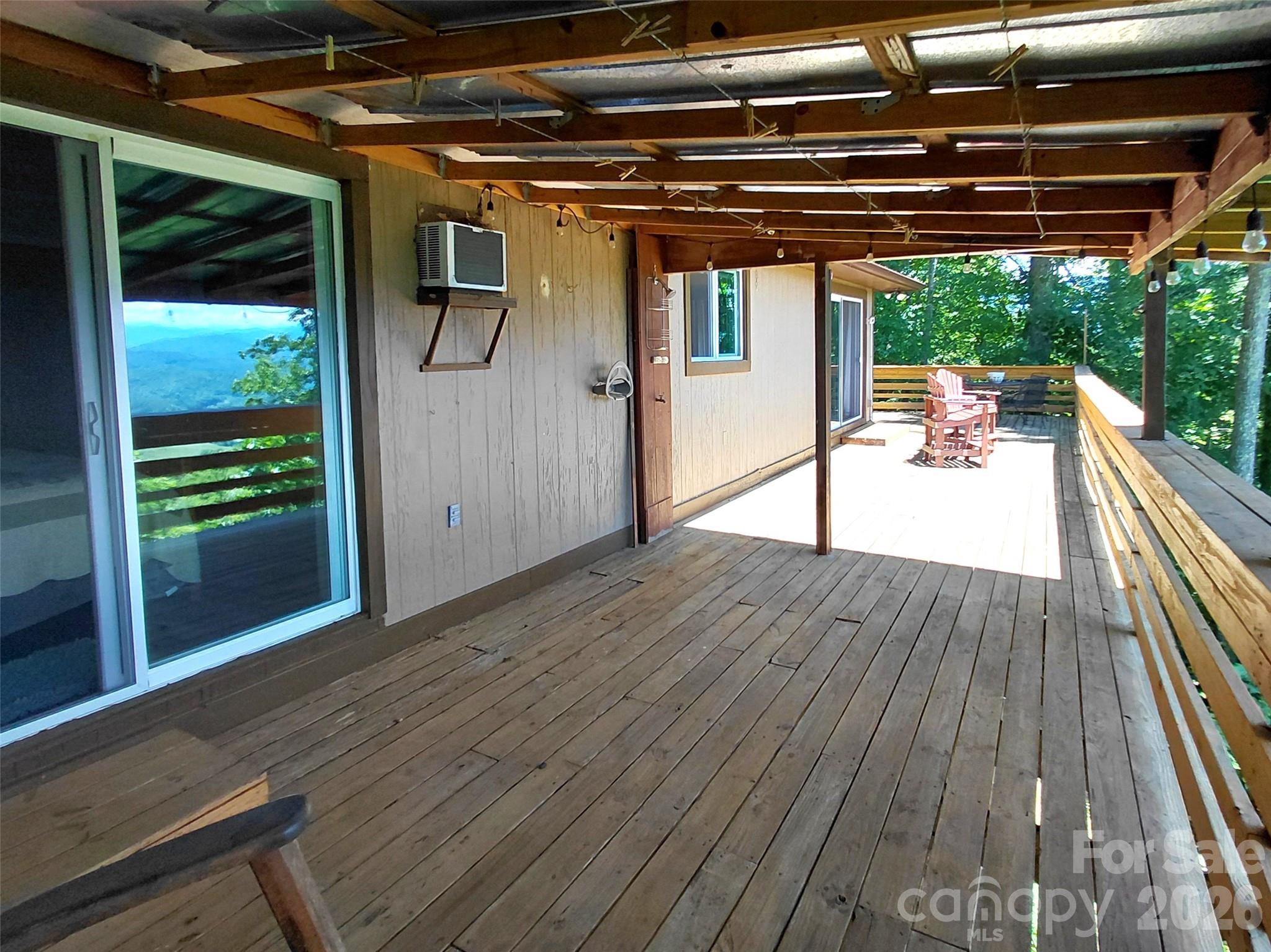 314 Blackberry Lane — Clyde