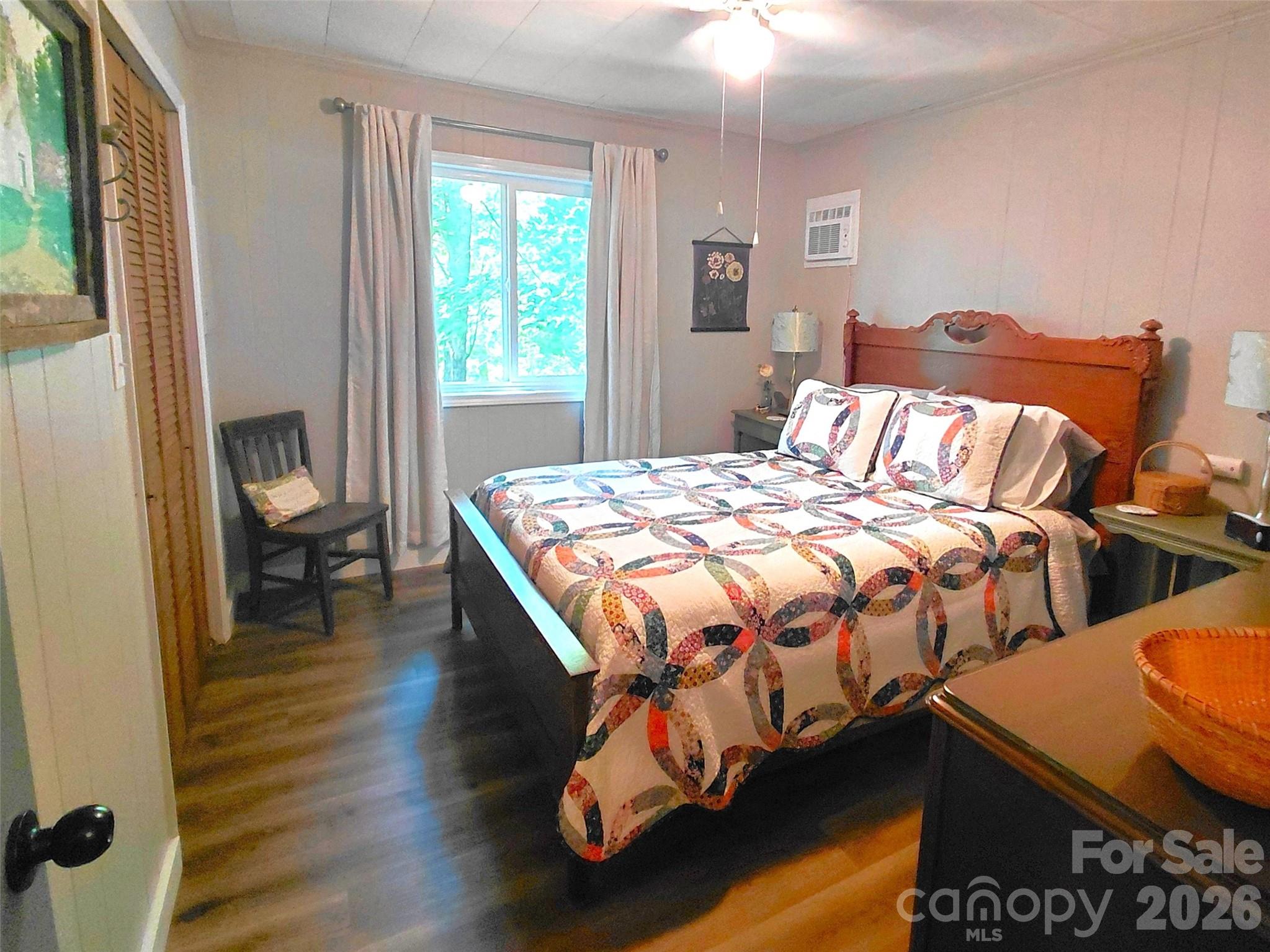 314 Blackberry Lane — Clyde