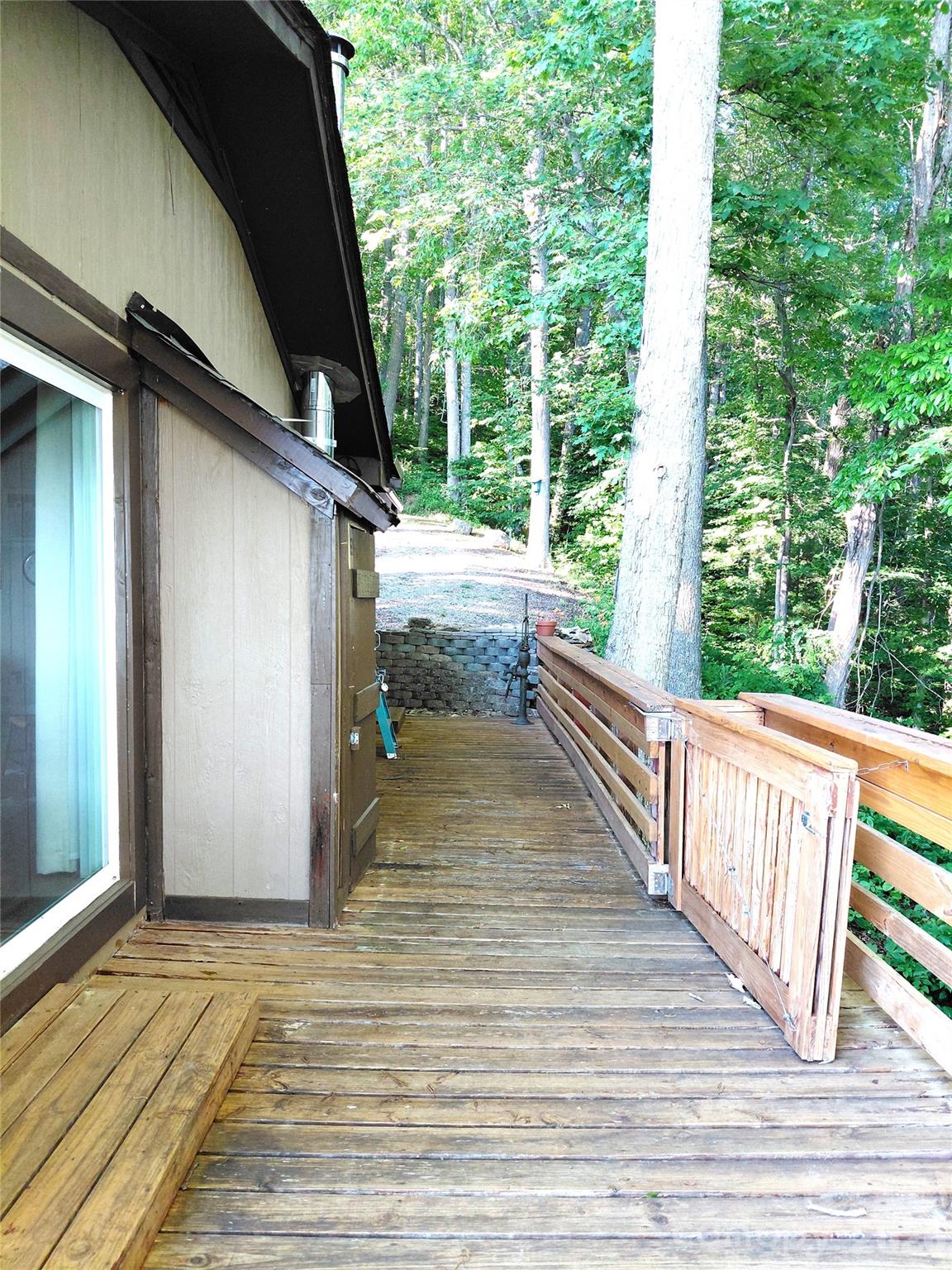 314 Blackberry Lane — Clyde