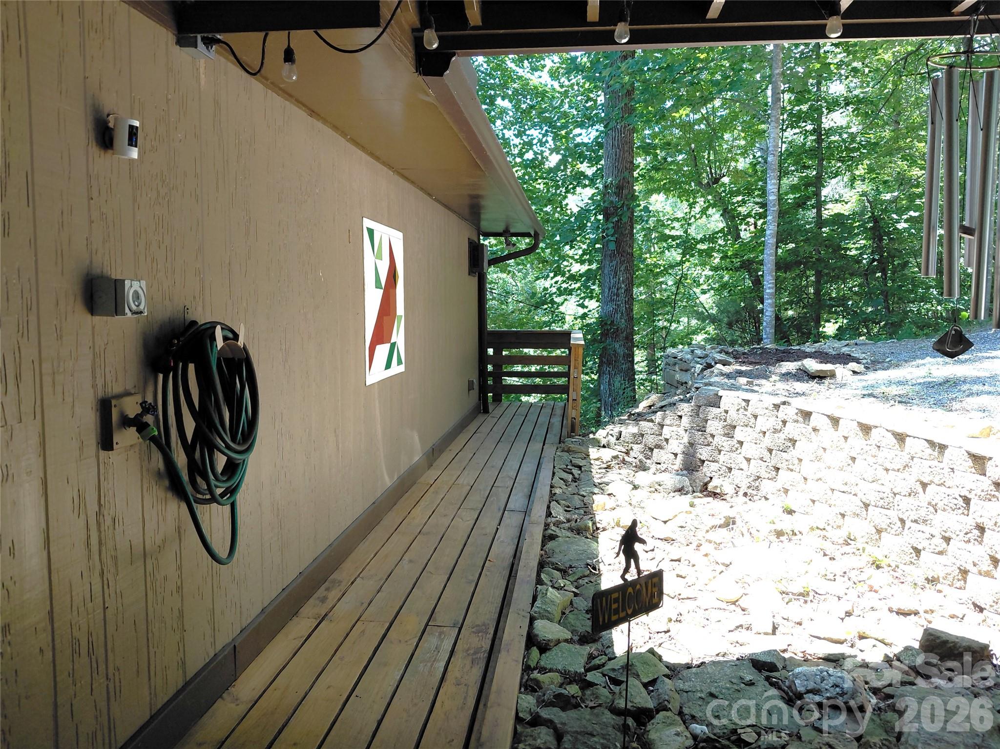 314 Blackberry Lane — Clyde