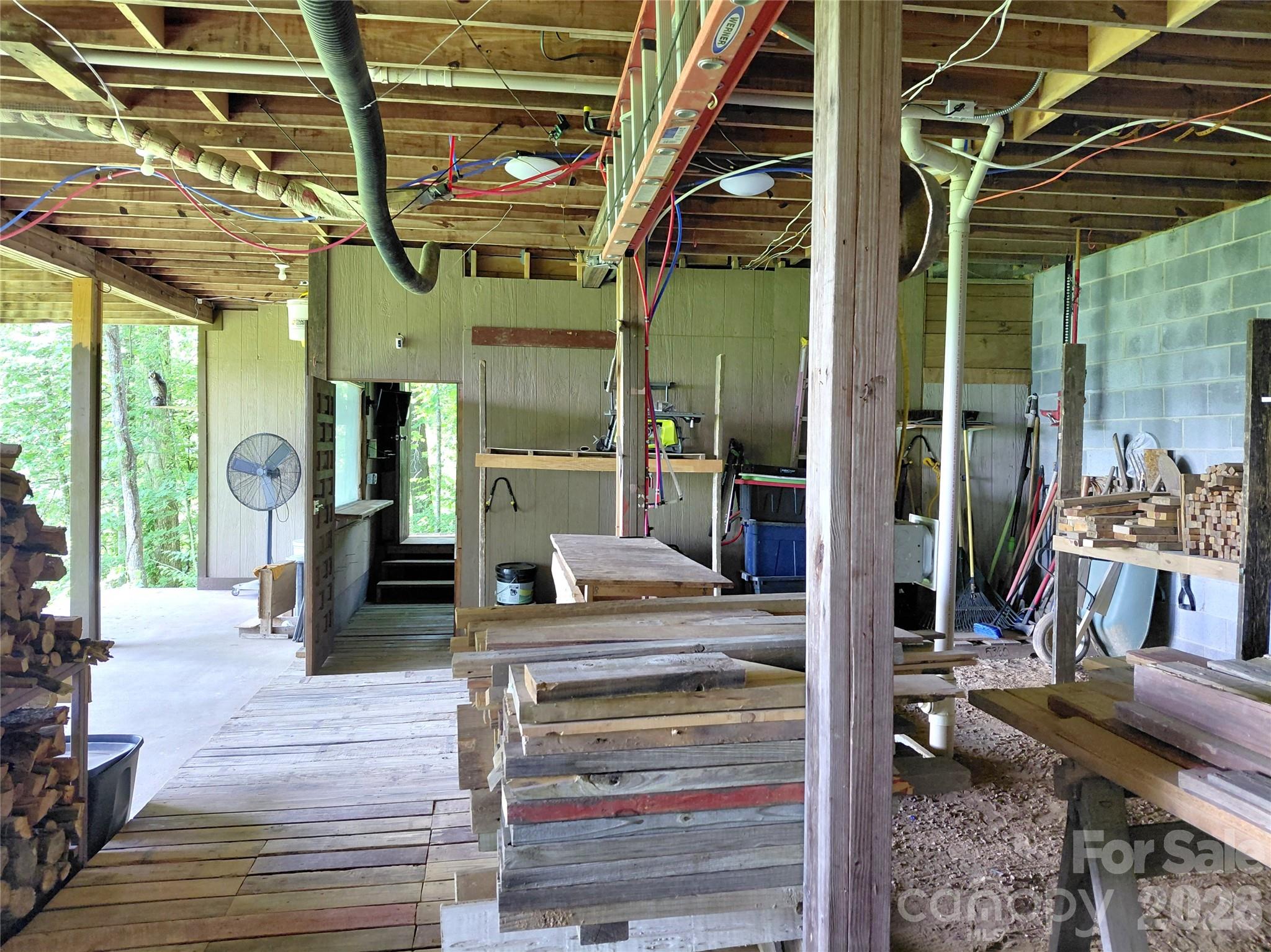 314 Blackberry Lane — Clyde