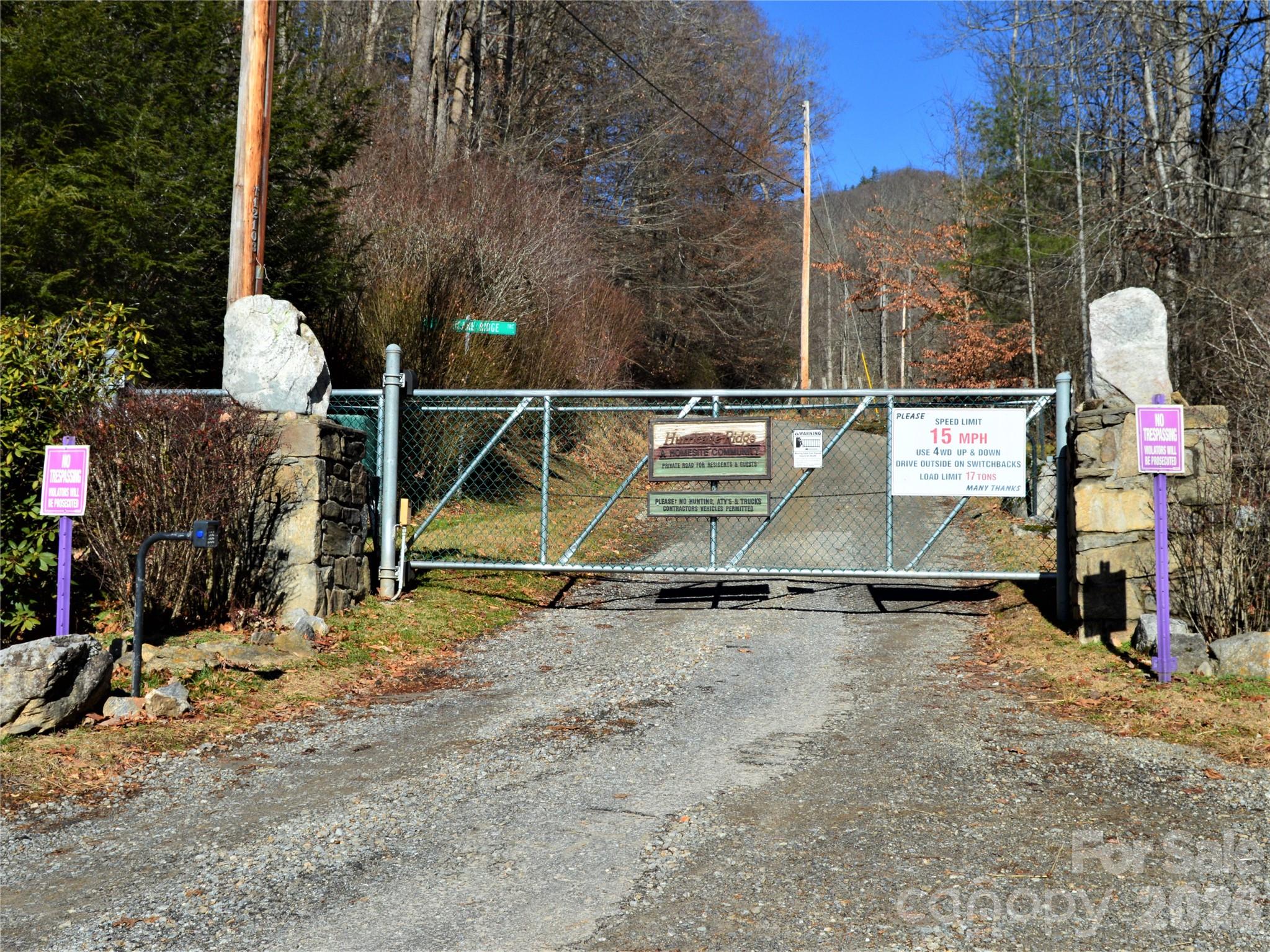 314 Blackberry Lane — Clyde