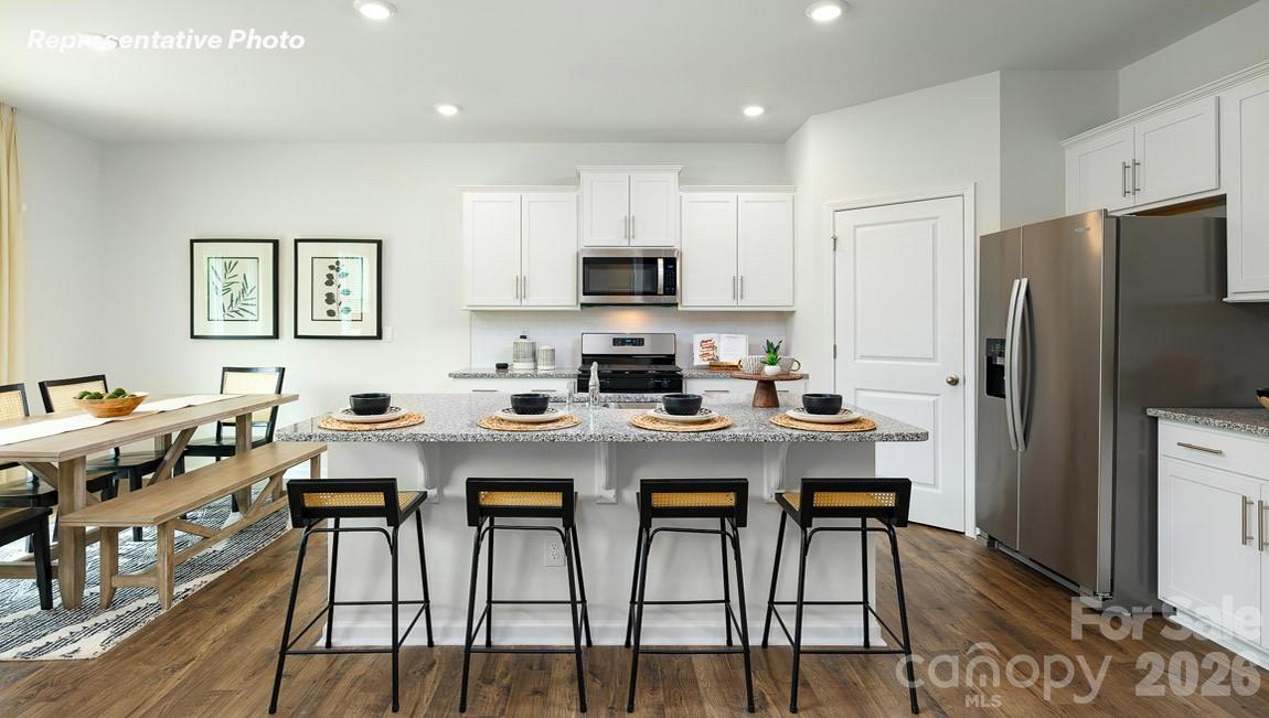 5604 Pamplona Way — Charlotte