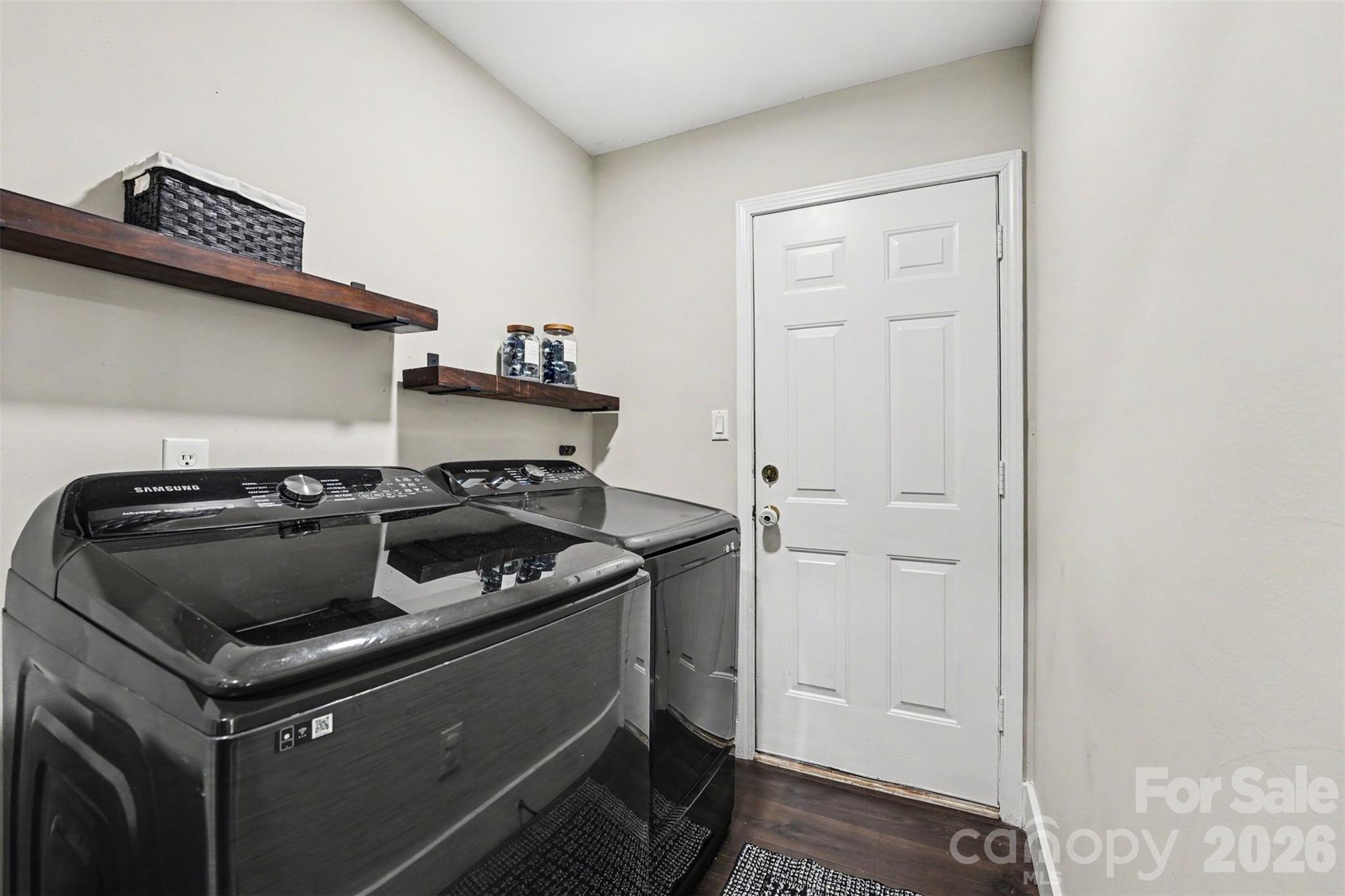 9111 Cedar River Road — Huntersville