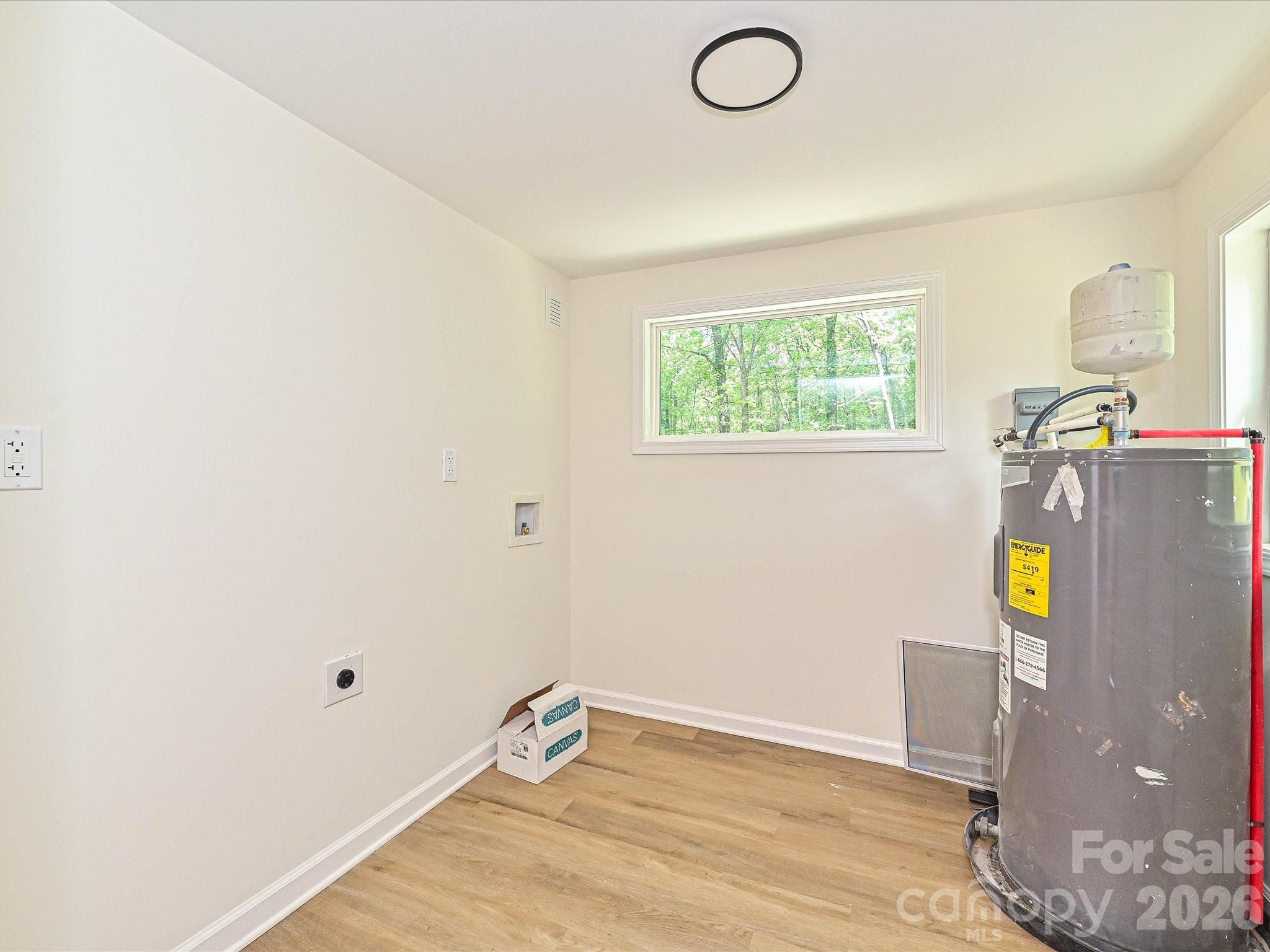 1228 Wilmington Avenue — Statesville