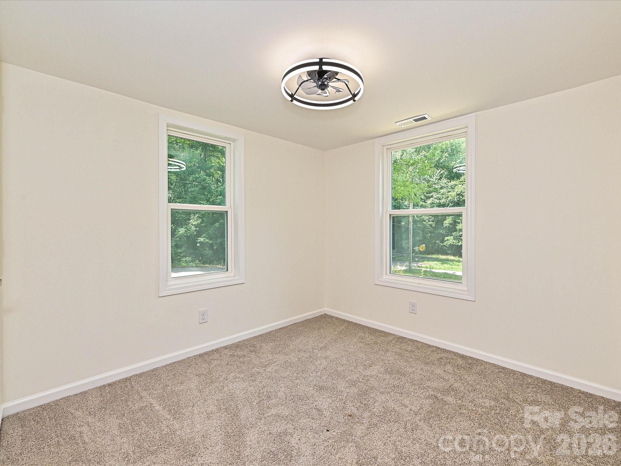 1228 Wilmington Avenue — Statesville