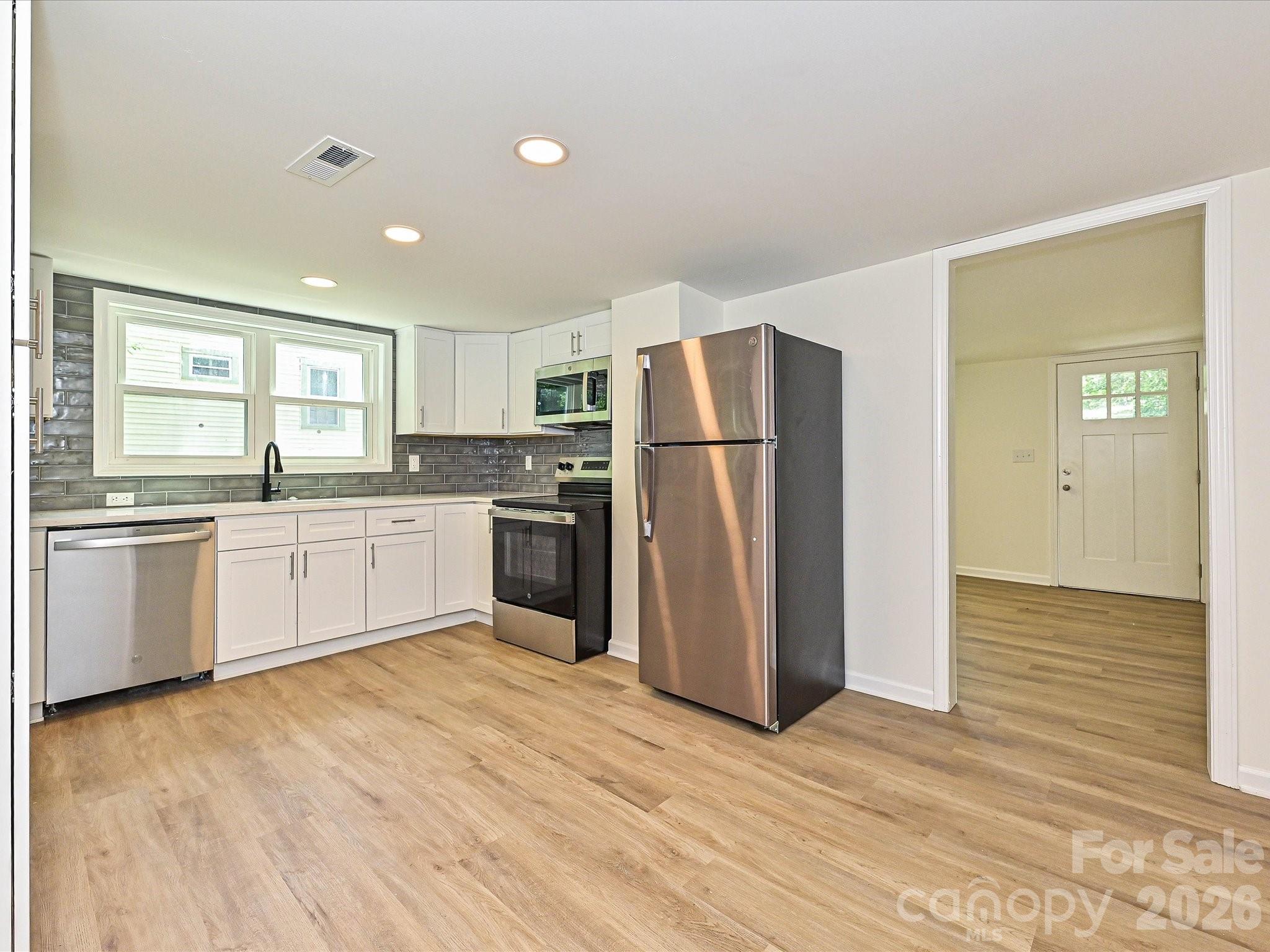 1228 Wilmington Avenue — Statesville