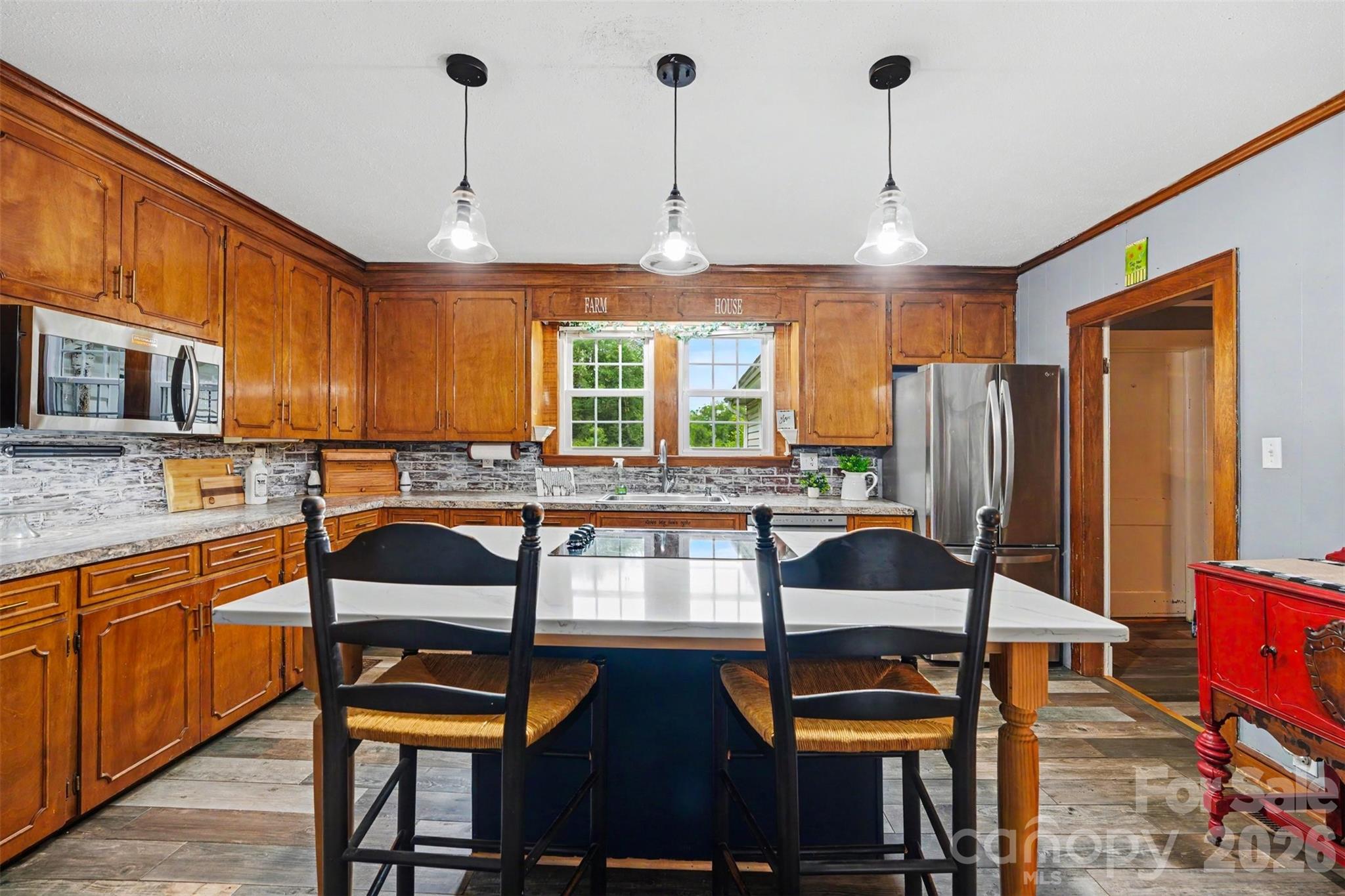 2461 Startown Road — Newton
