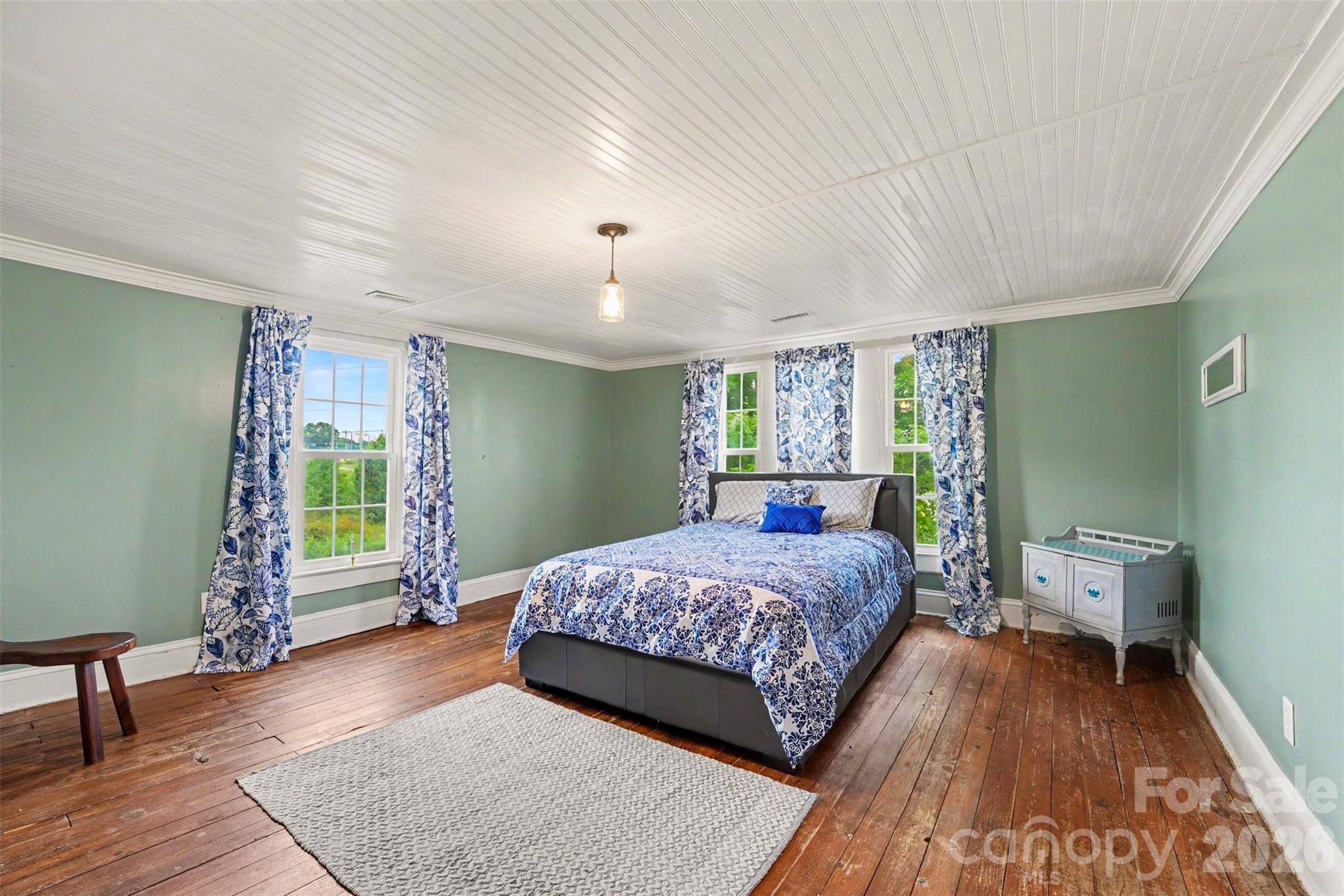 2461 Startown Road — Newton