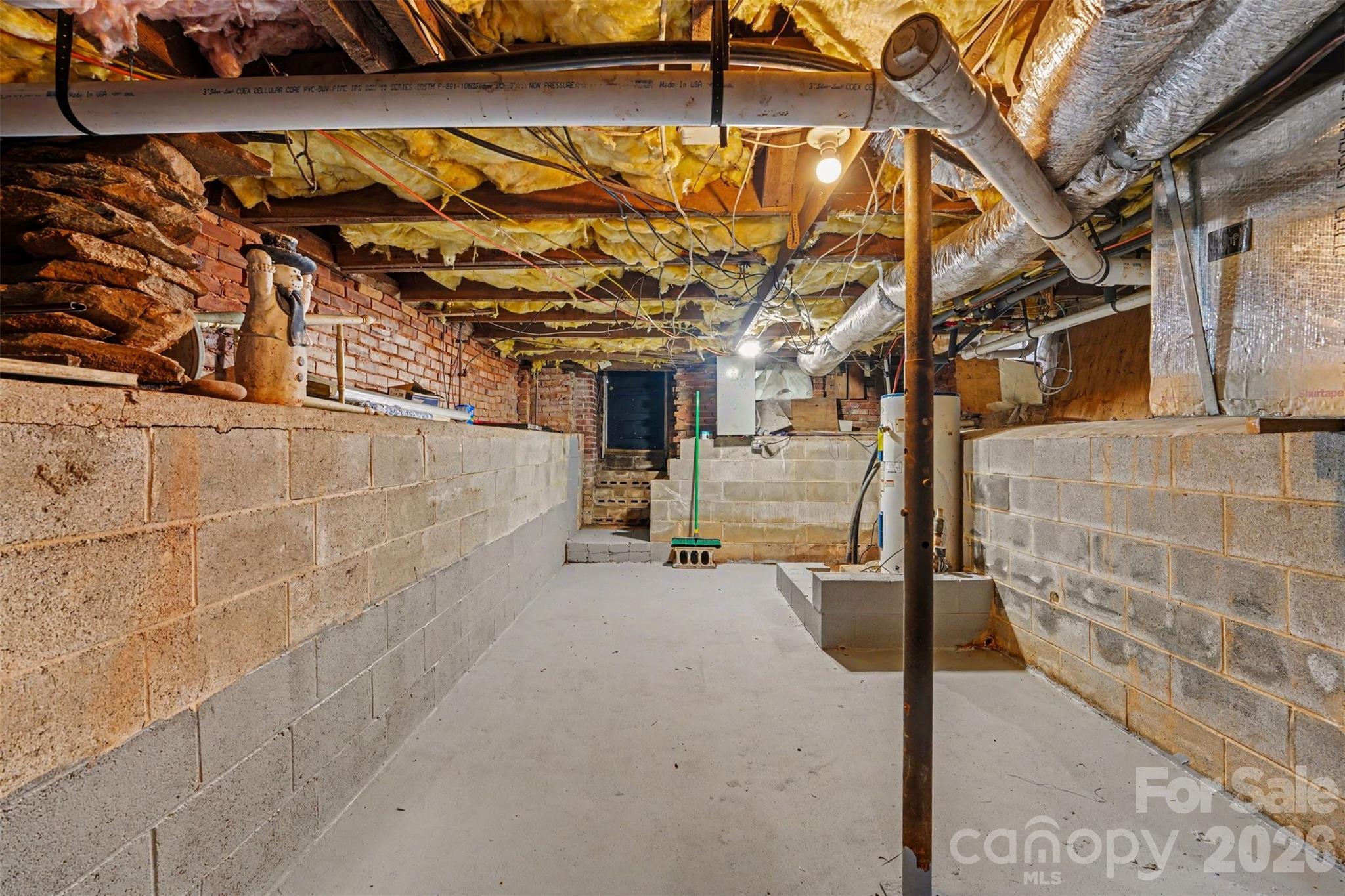 2461 Startown Road — Newton