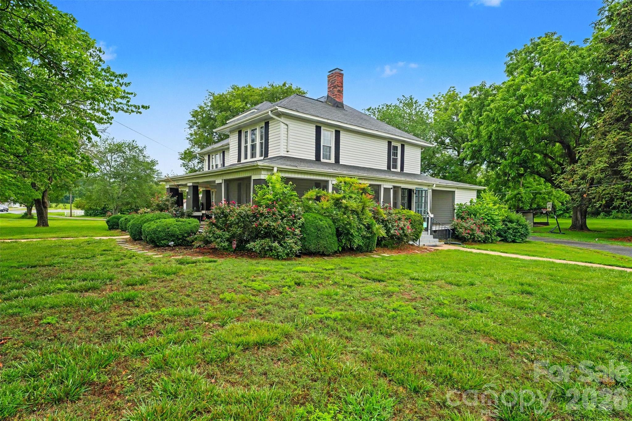 2461 Startown Road — Newton