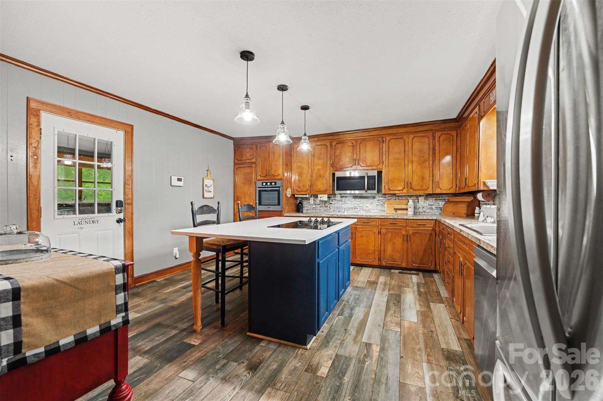 2461 Startown Road — Newton