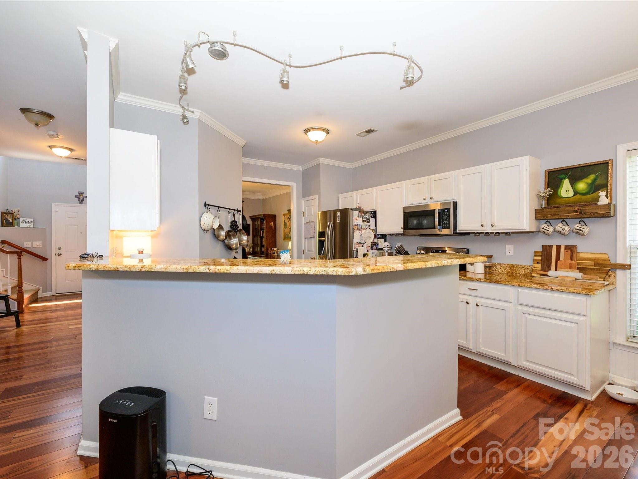6815 Tanners Creek Drive — Huntersville