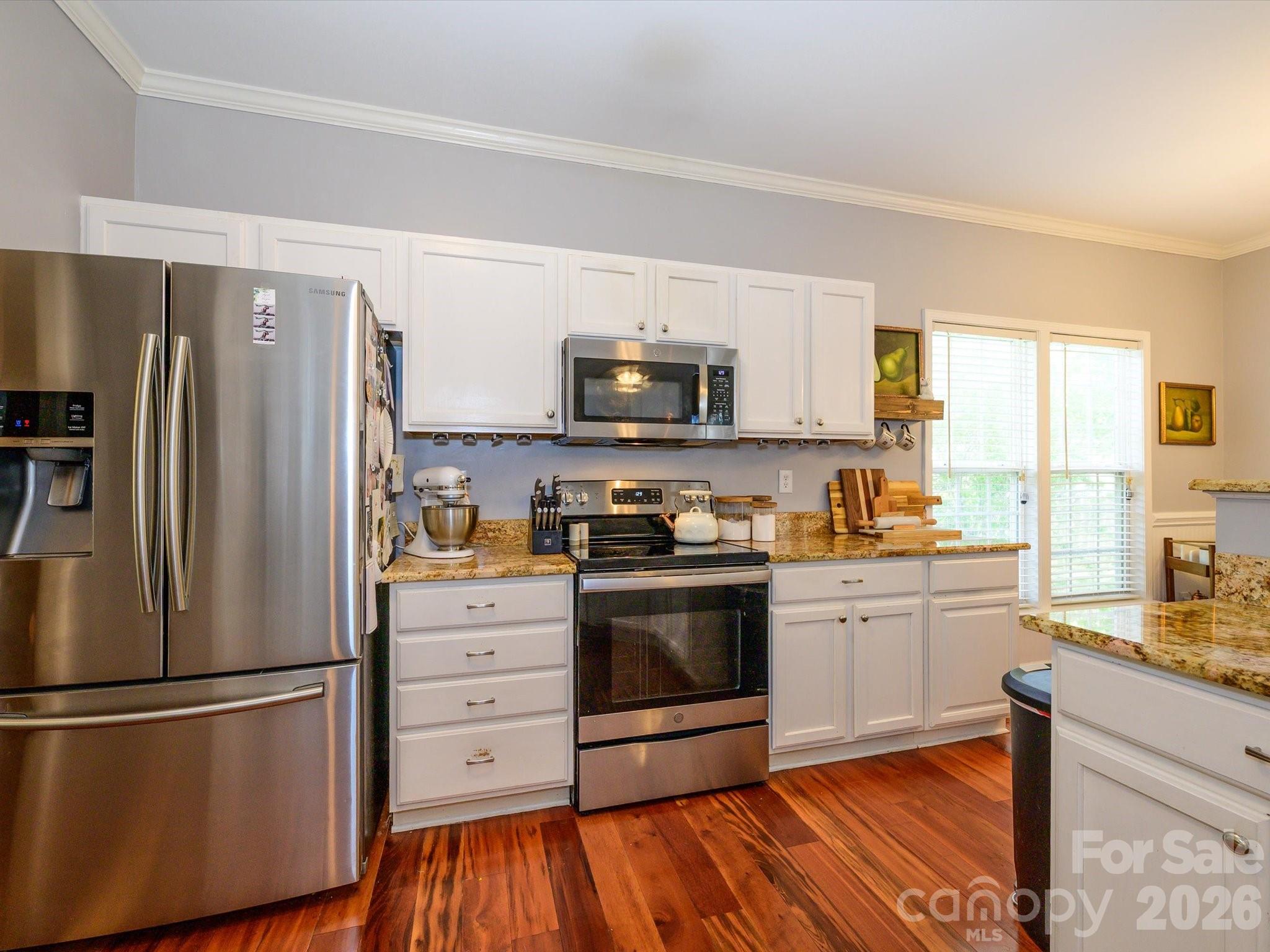 6815 Tanners Creek Drive — Huntersville