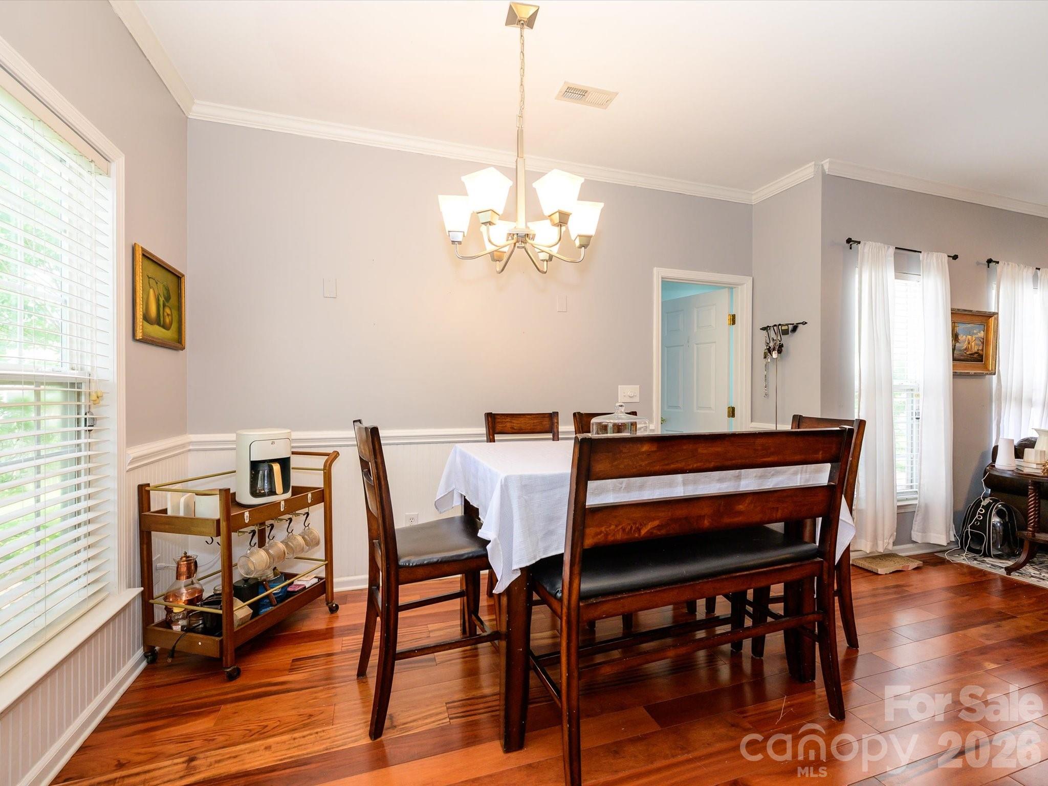 6815 Tanners Creek Drive — Huntersville