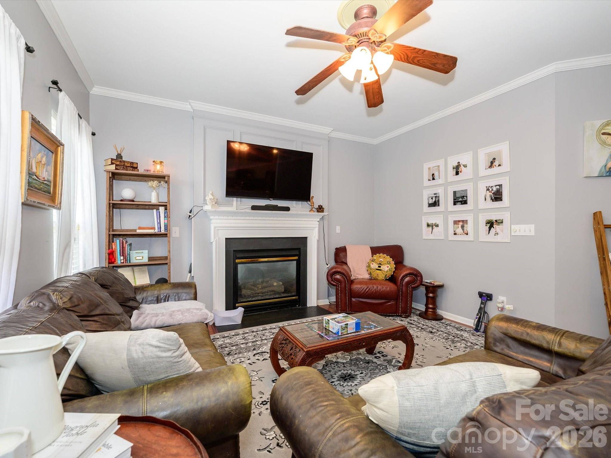 6815 Tanners Creek Drive — Huntersville