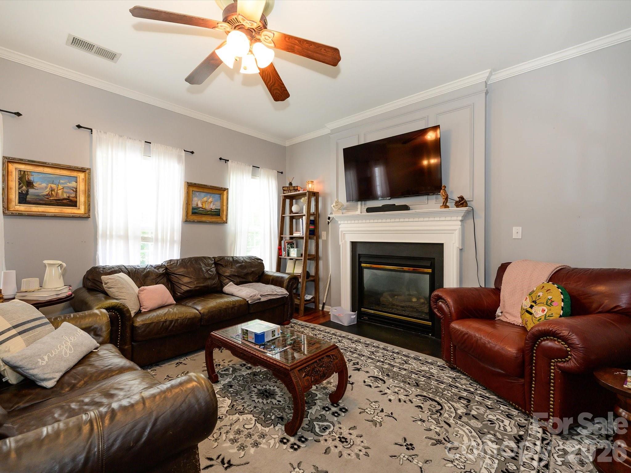 6815 Tanners Creek Drive — Huntersville
