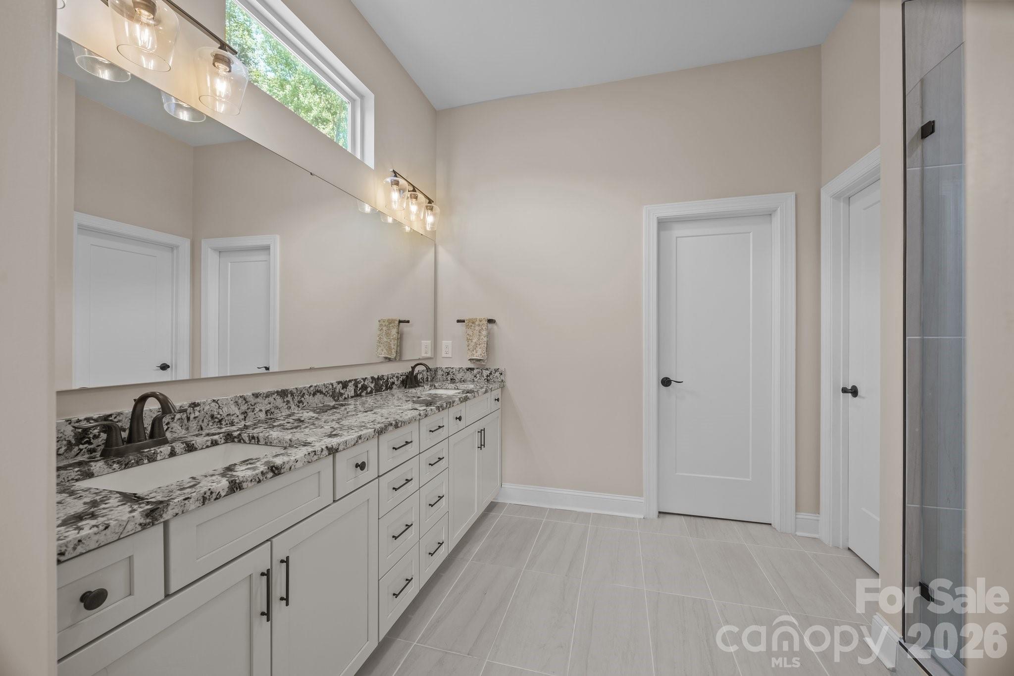 1140 Shinnville Road — Cleveland