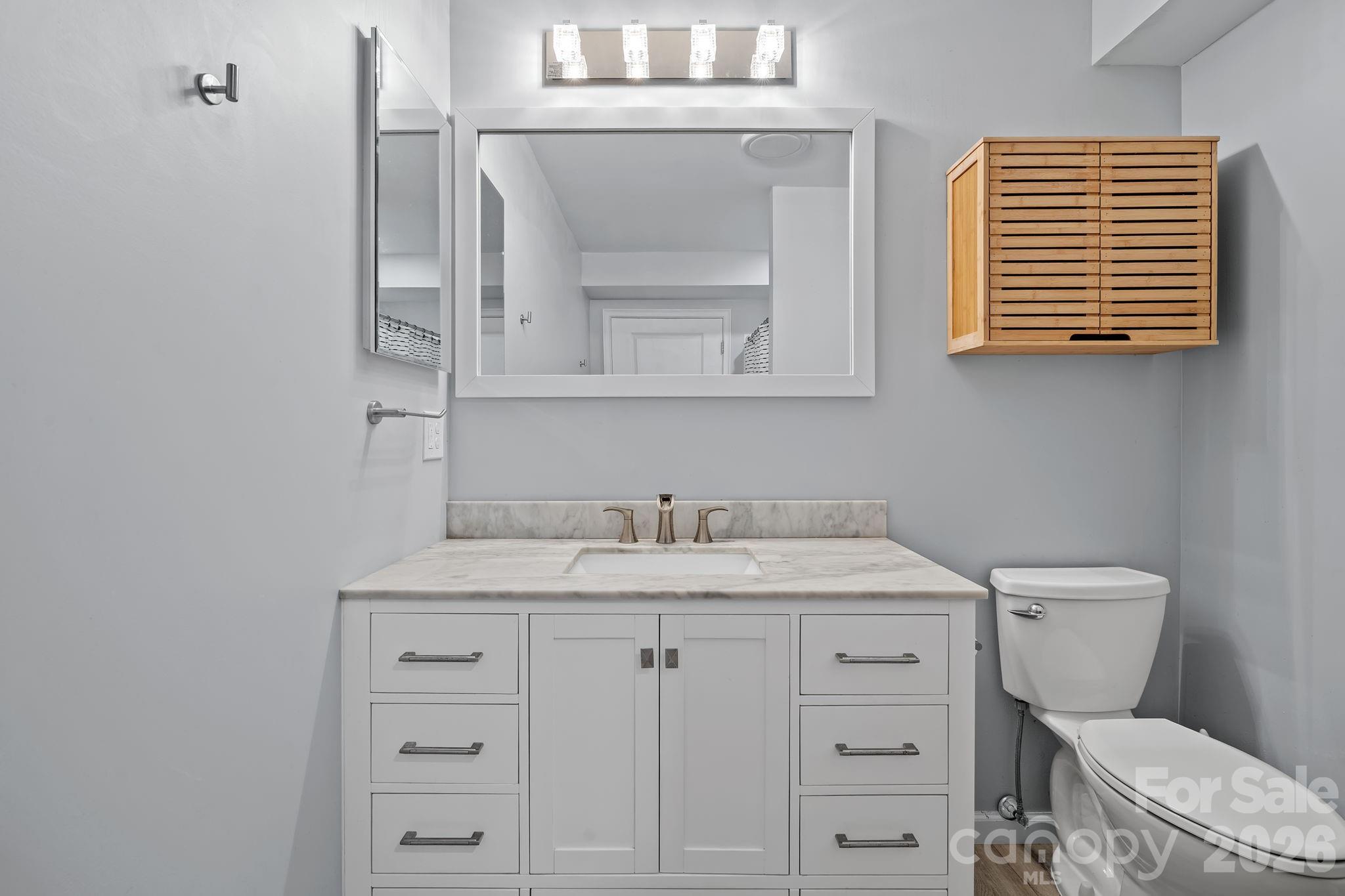 11 Grenadier Court — Candler