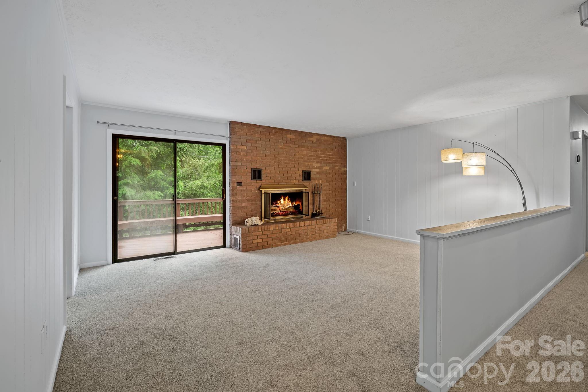 11 Grenadier Court — Candler