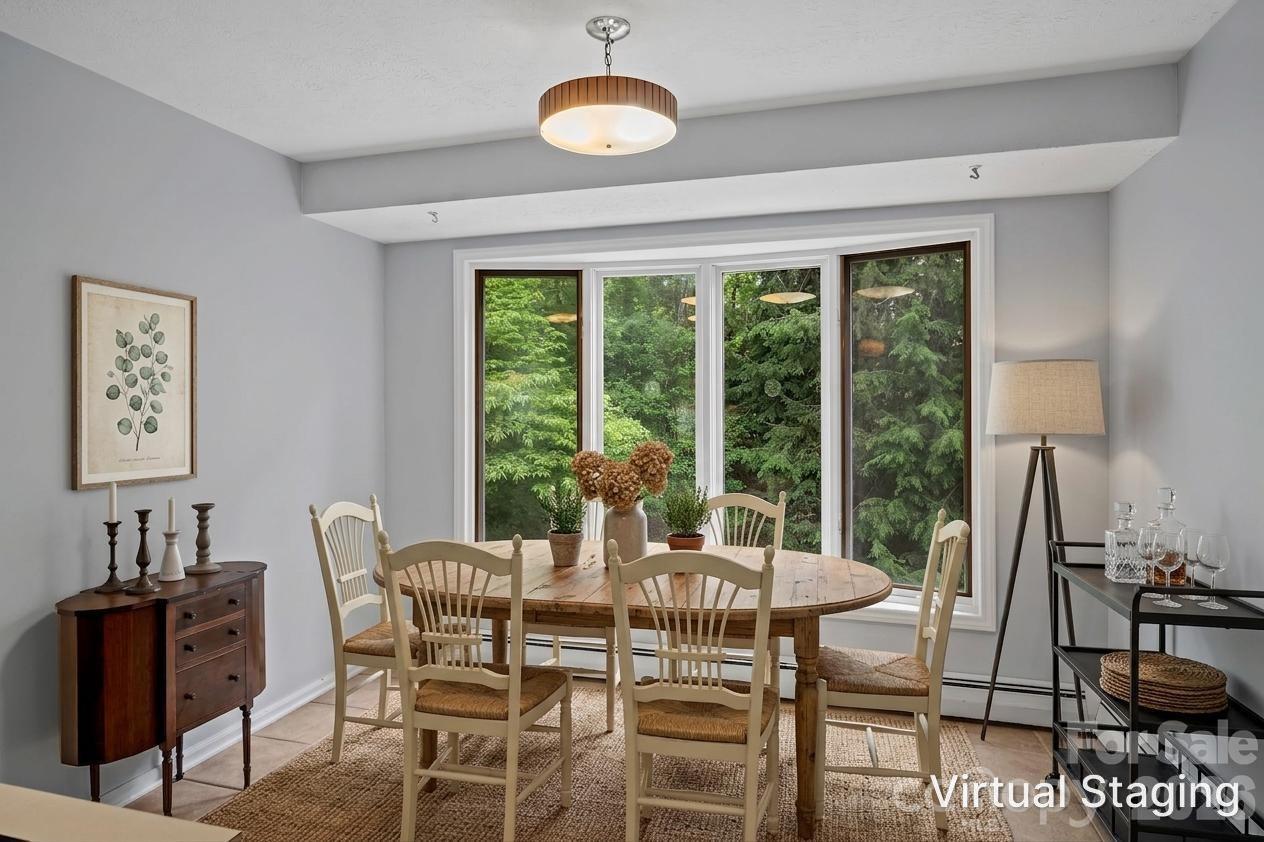 11 Grenadier Court — Candler