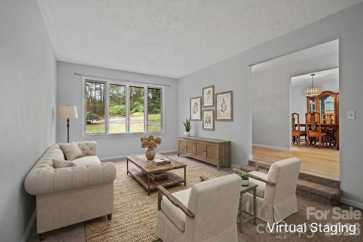 11 Grenadier Court — Candler