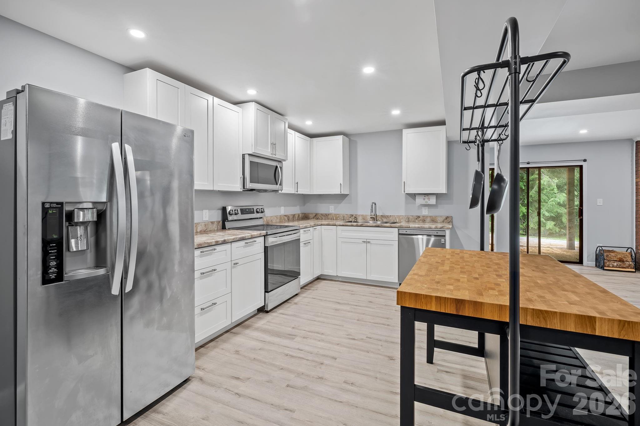 11 Grenadier Court — Candler