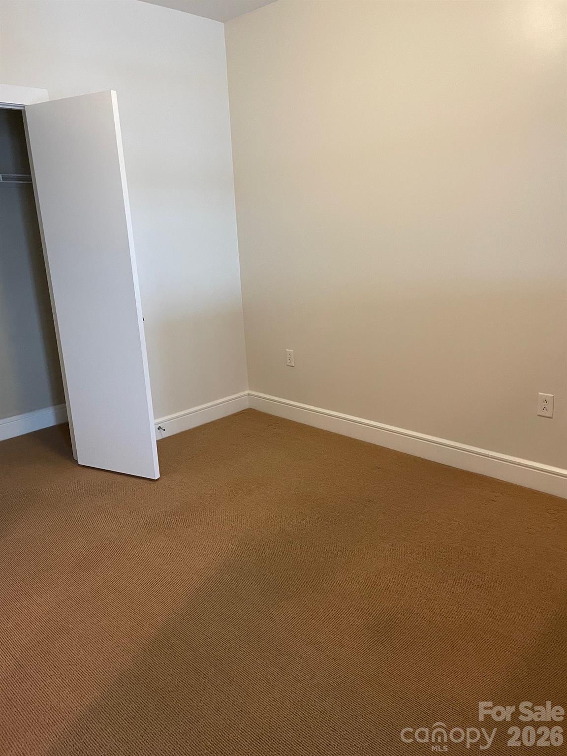 333 W Trade Street #1602 — Charlotte