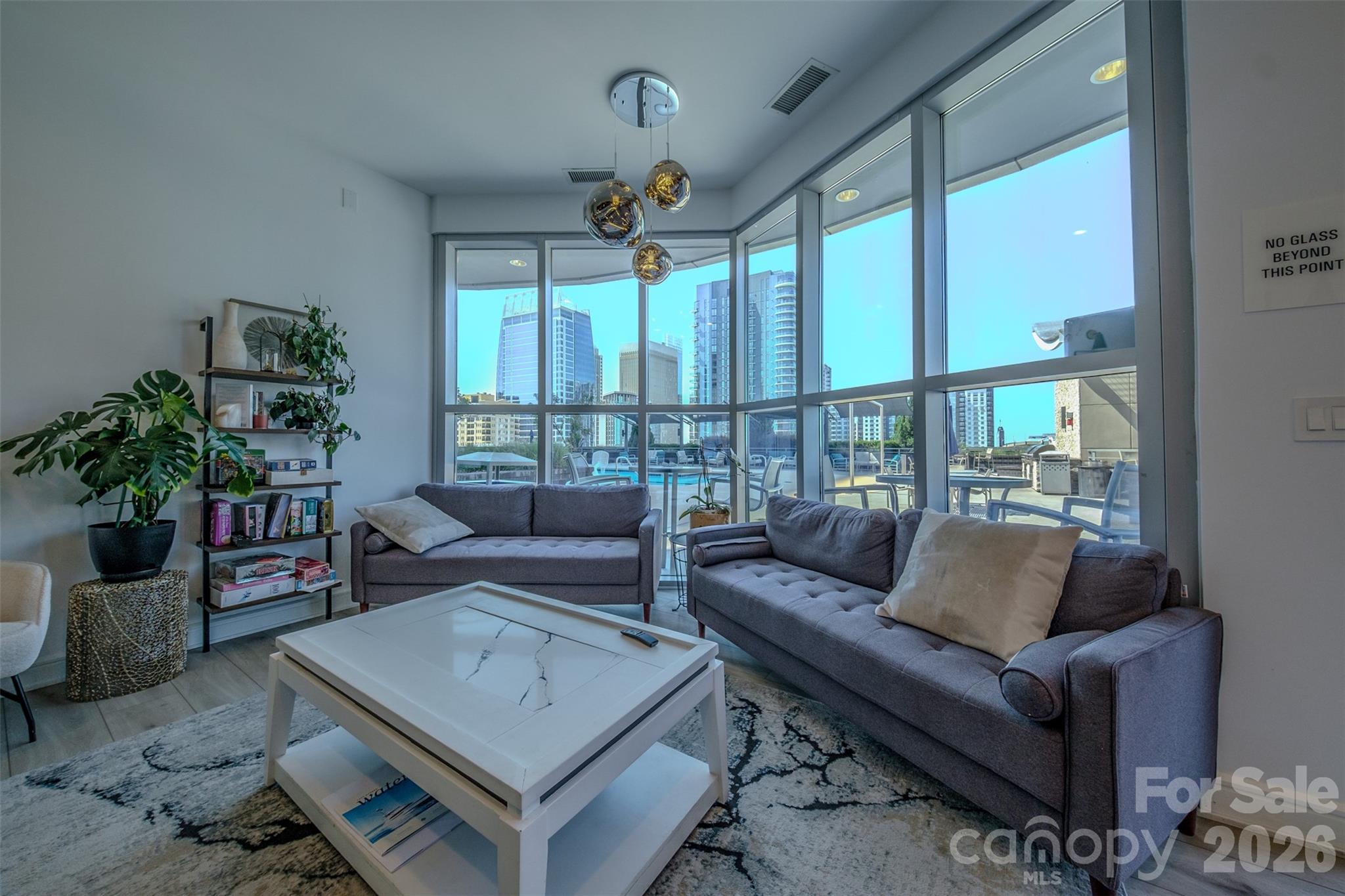 333 W Trade Street #1602 — Charlotte