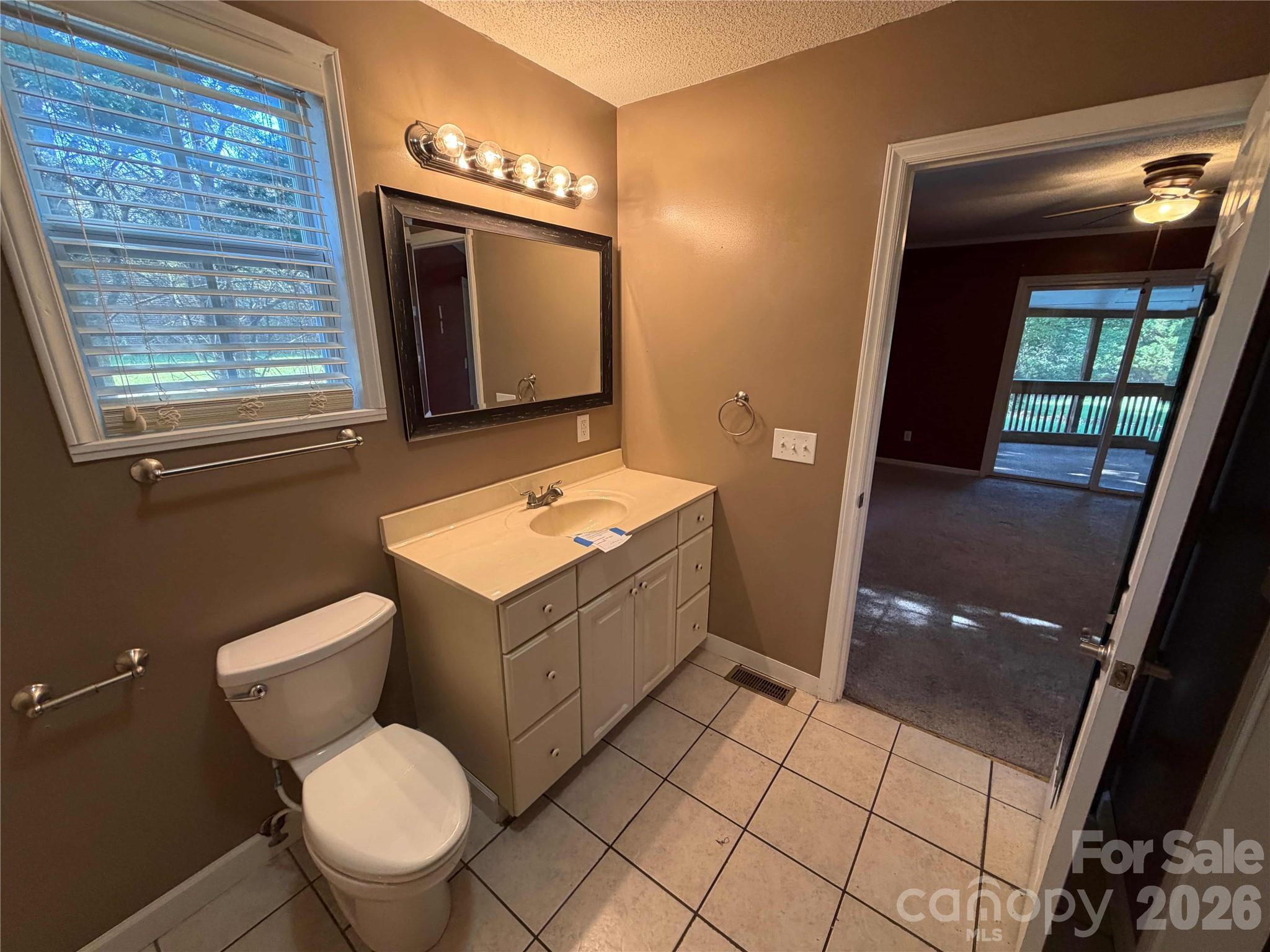 2076 S Fork Drive — Morganton