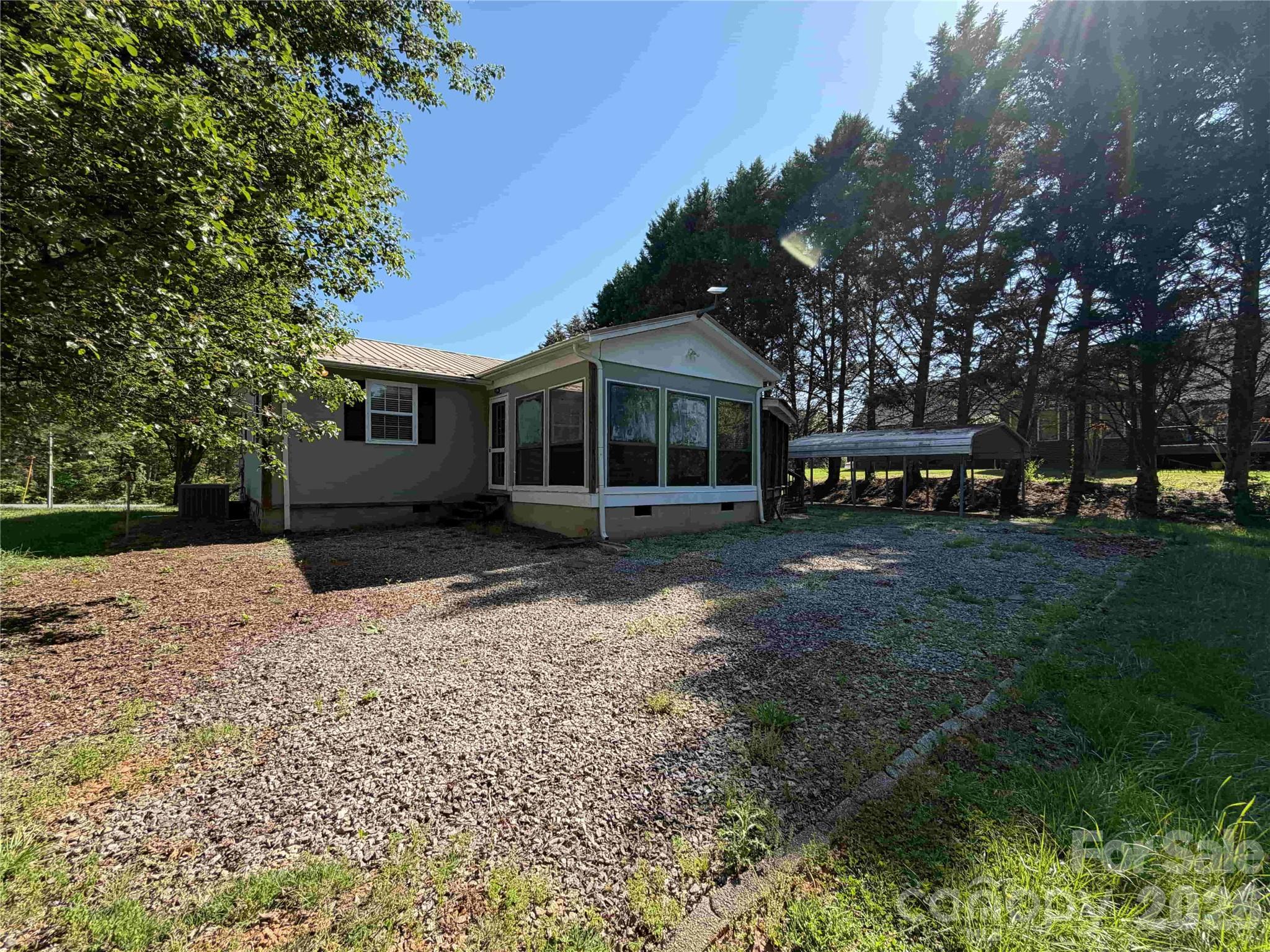 2076 S Fork Drive — Morganton