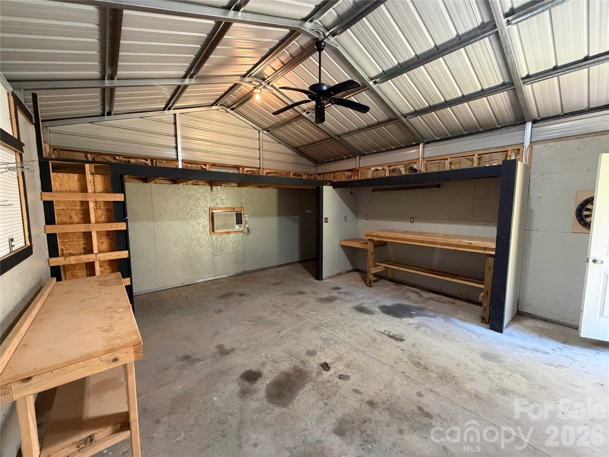 2076 S Fork Drive — Morganton