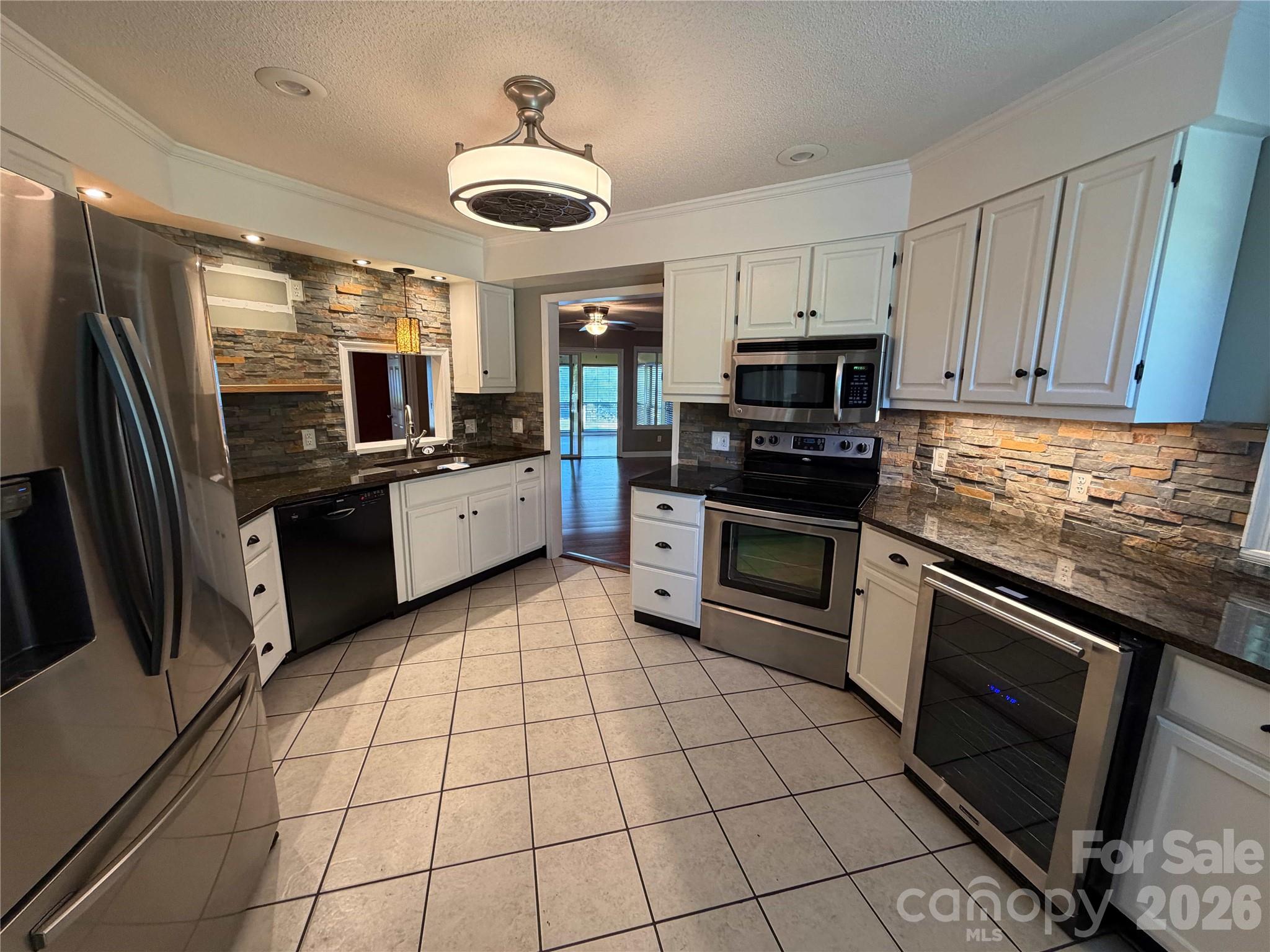 2076 S Fork Drive — Morganton
