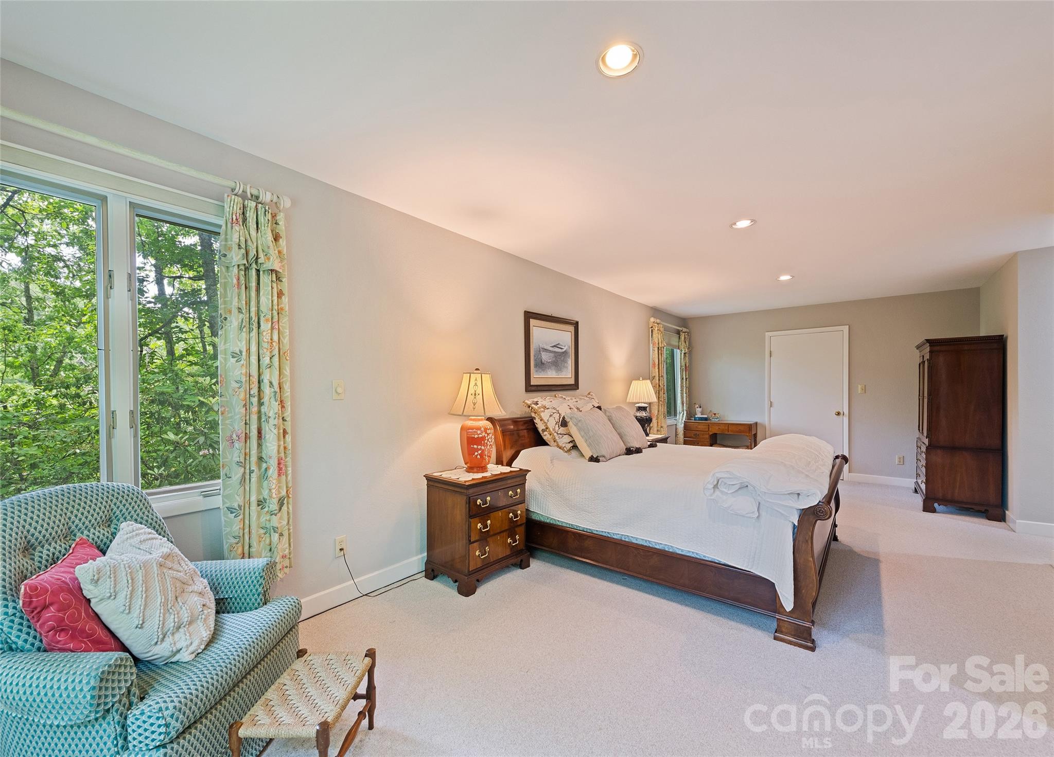 3091 US 441 Highway S — Sylva