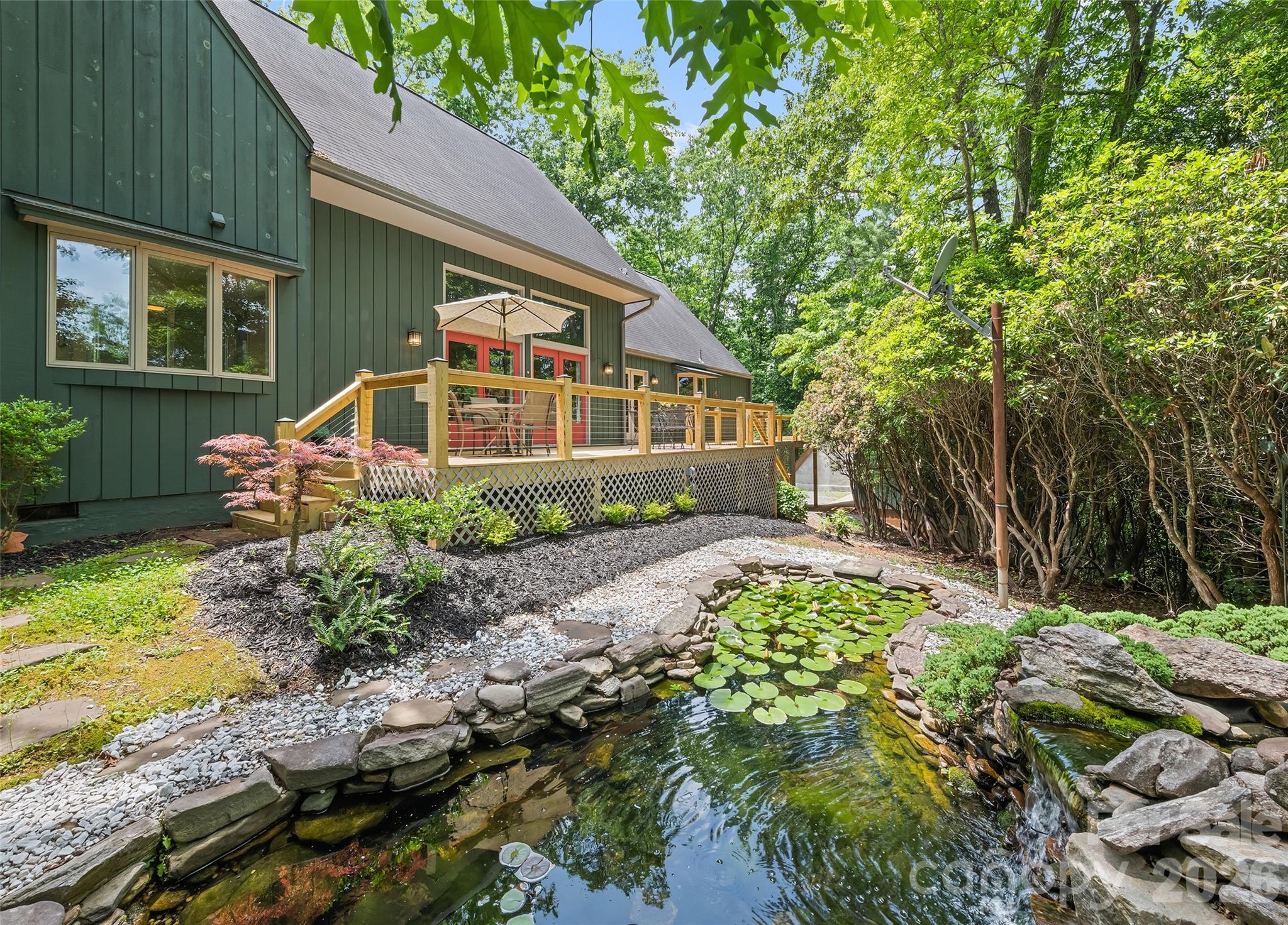 3091 US 441 Highway S — Sylva