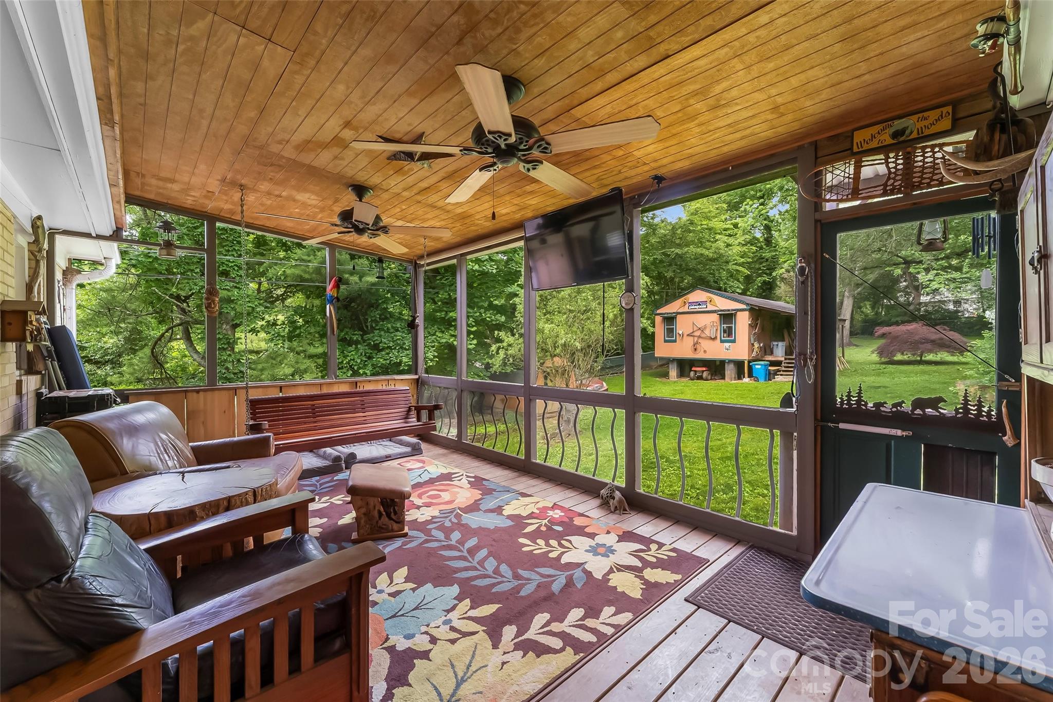 10 Oak Leaf Lane — Arden