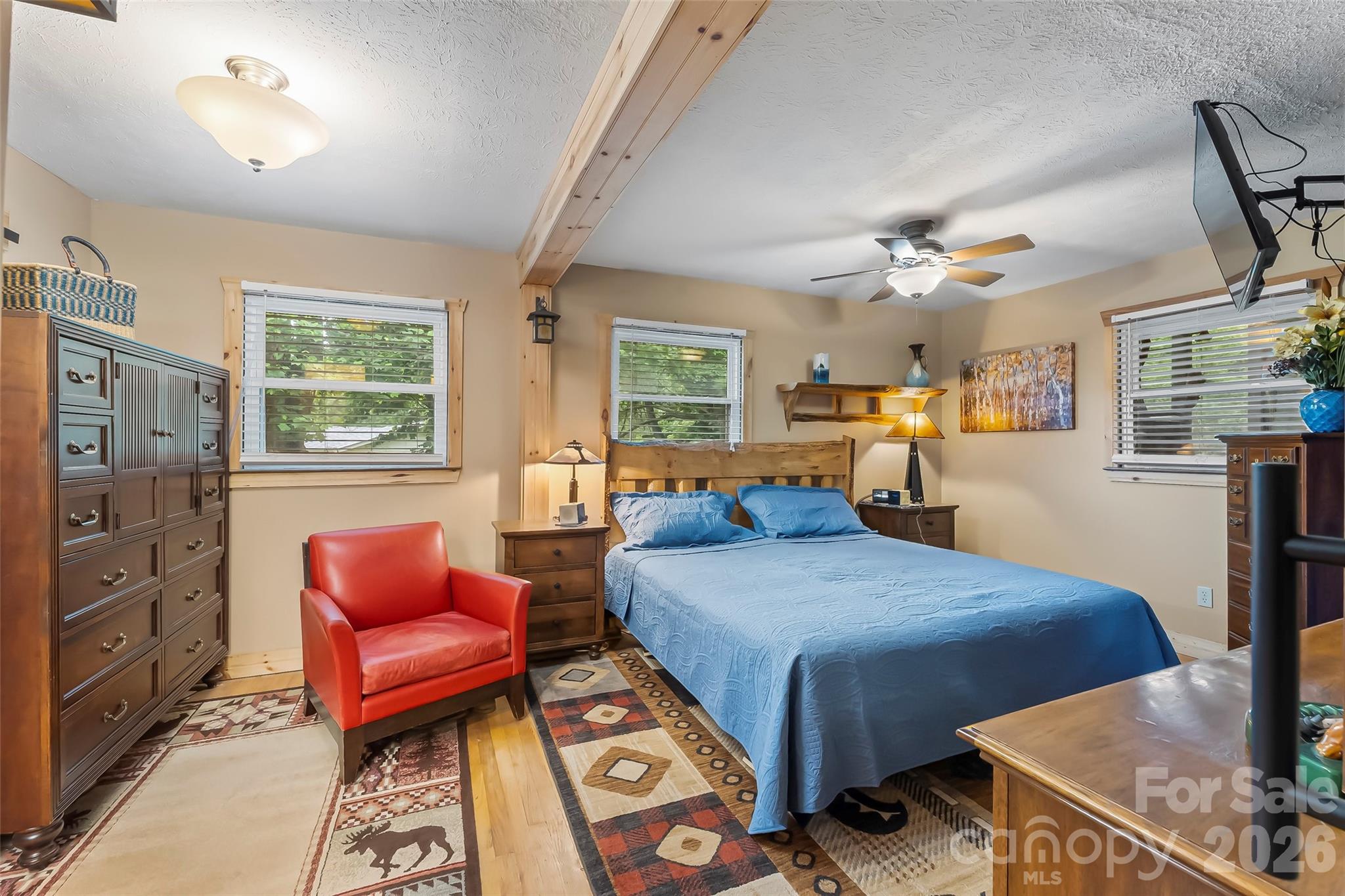 10 Oak Leaf Lane — Arden