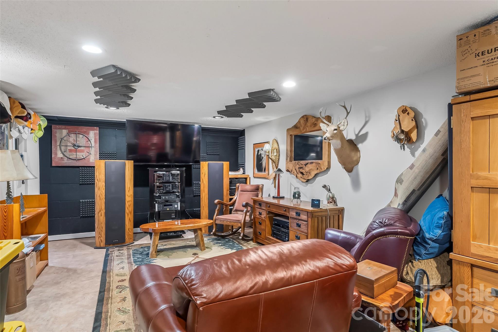 10 Oak Leaf Lane — Arden