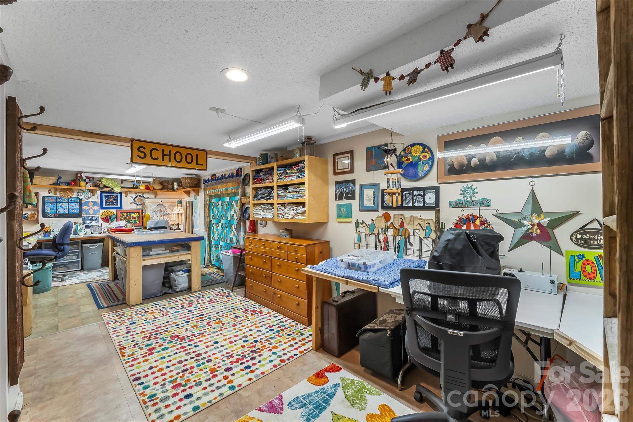 10 Oak Leaf Lane — Arden