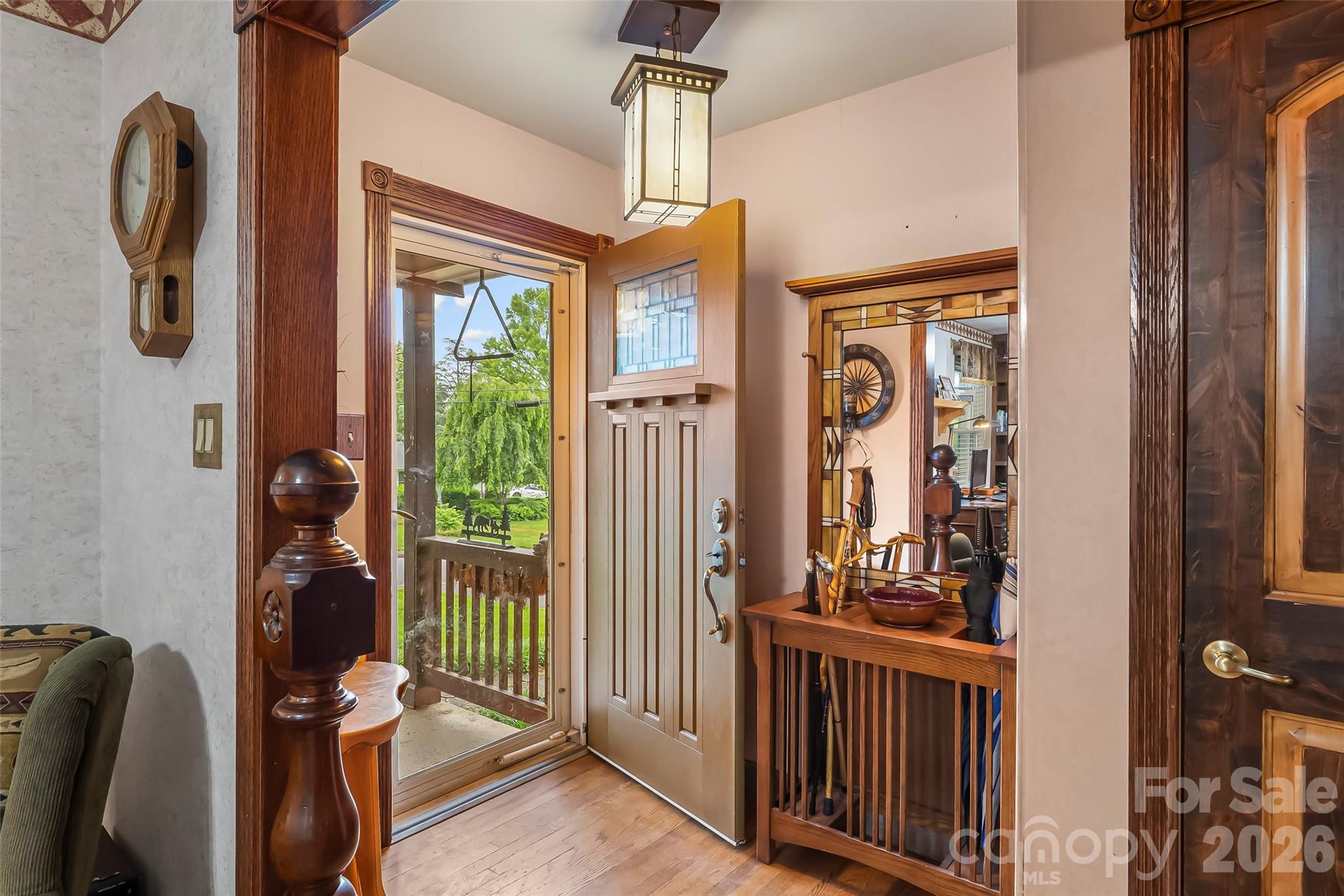10 Oak Leaf Lane — Arden