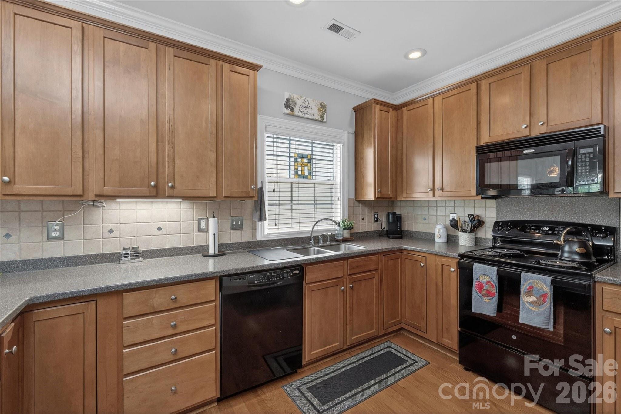 1047 Curry Way — Matthews